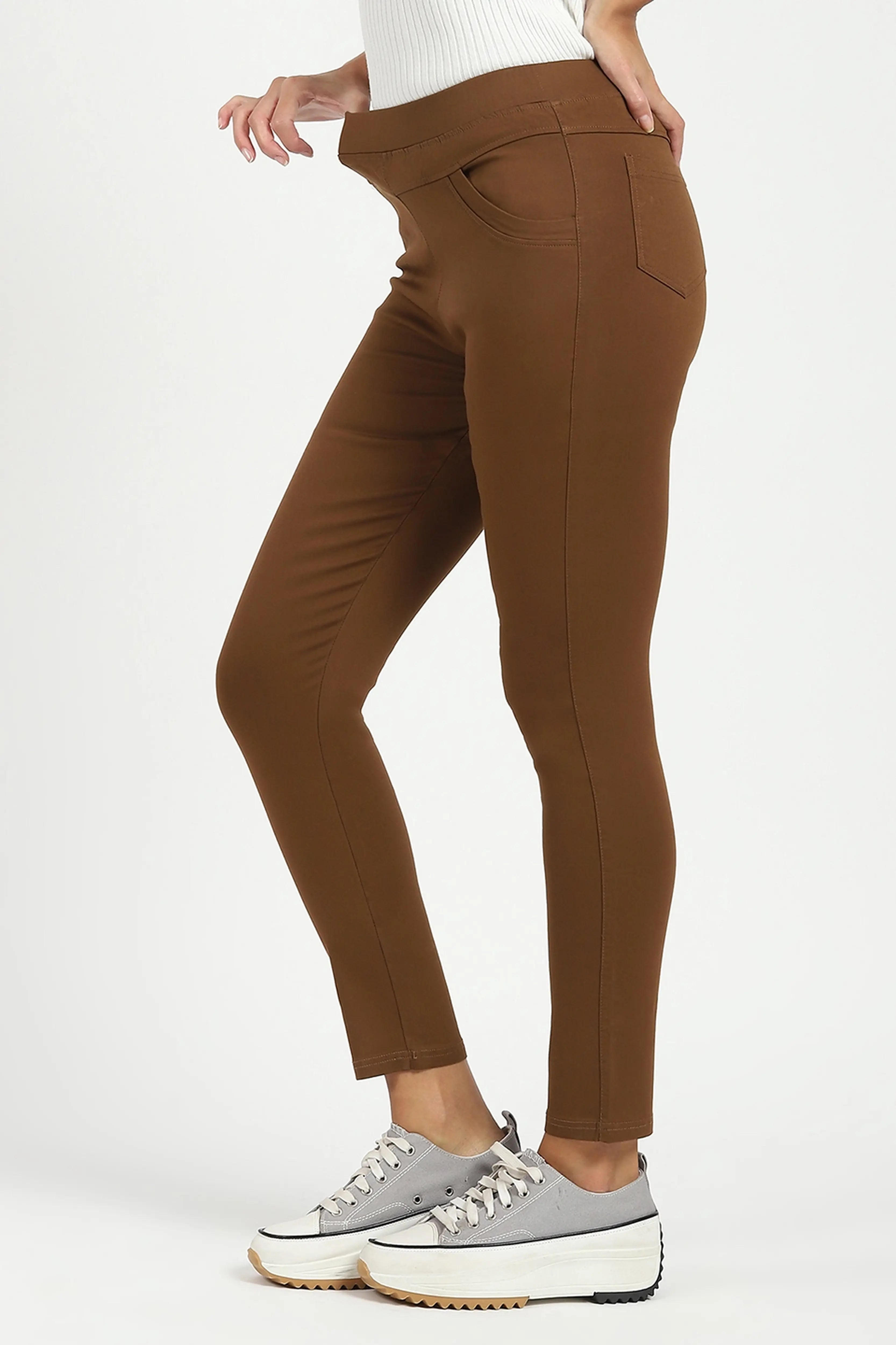 Brown Ultra Stretchable Jegging