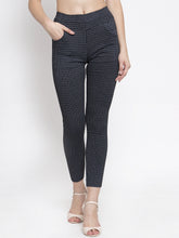 Women Black Mid Rise Stretchable Checked Jegging