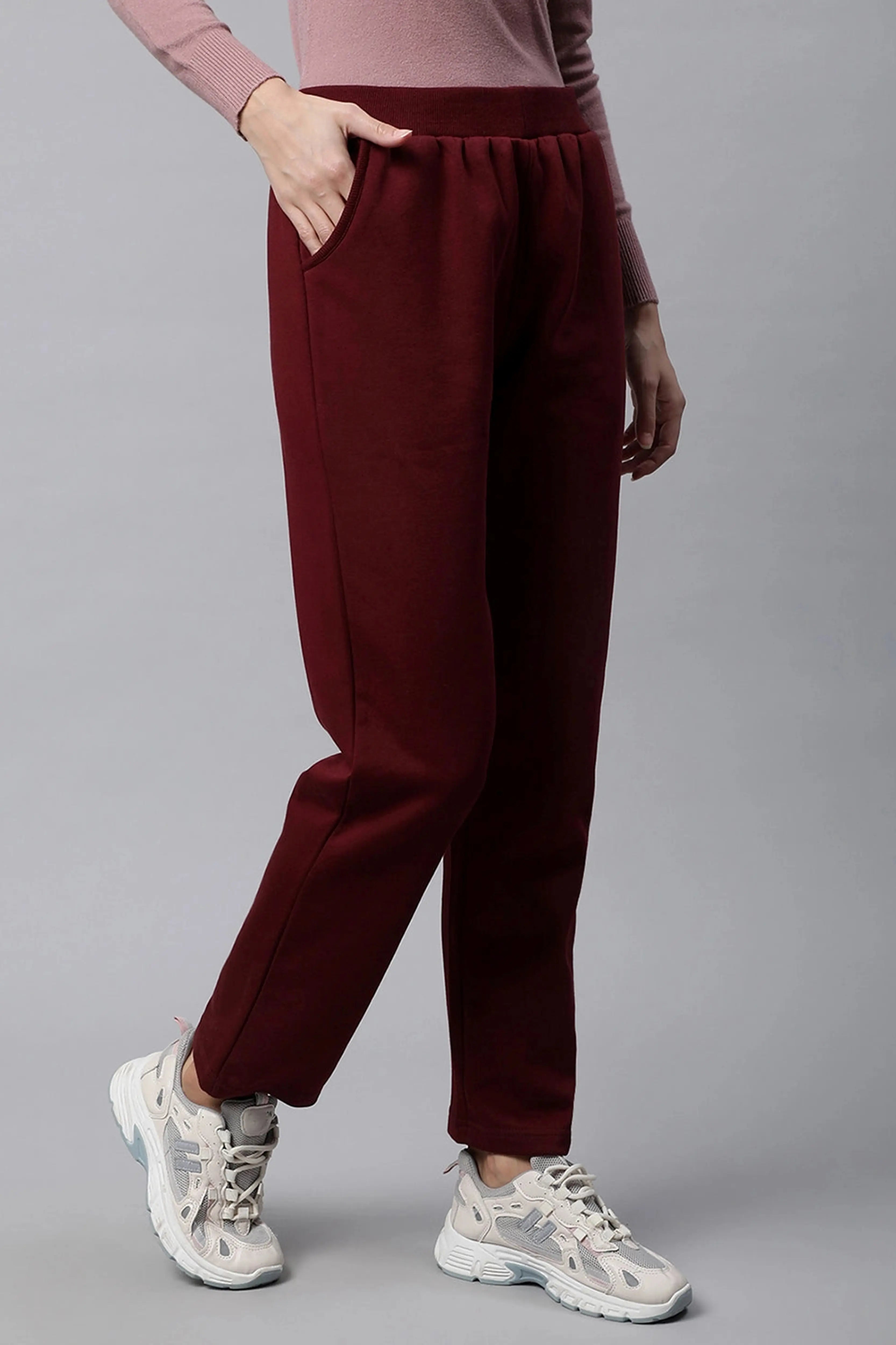 wine logo straight leg mid rise lower