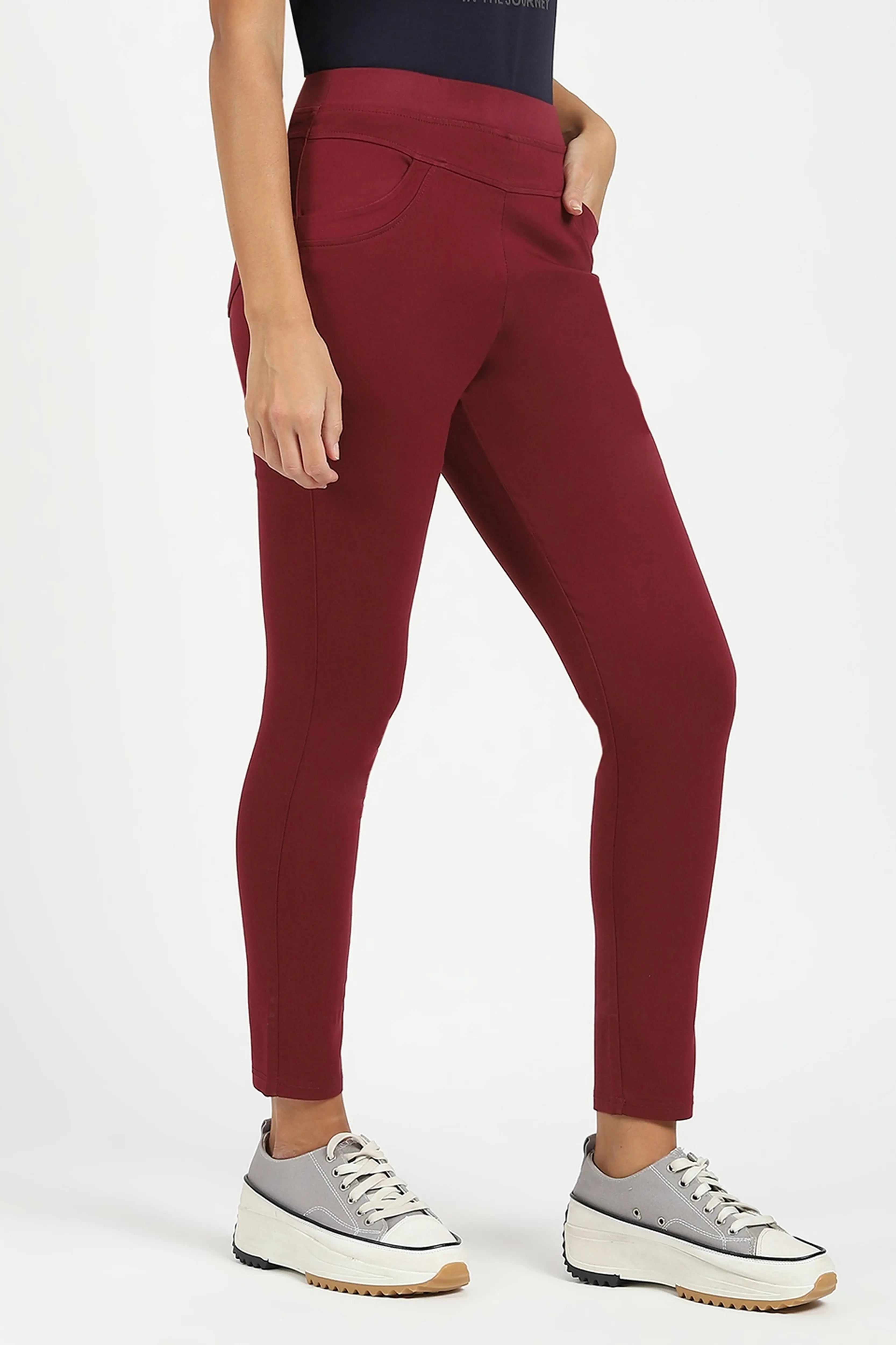 Maroon Ultra Stretchable Jegging