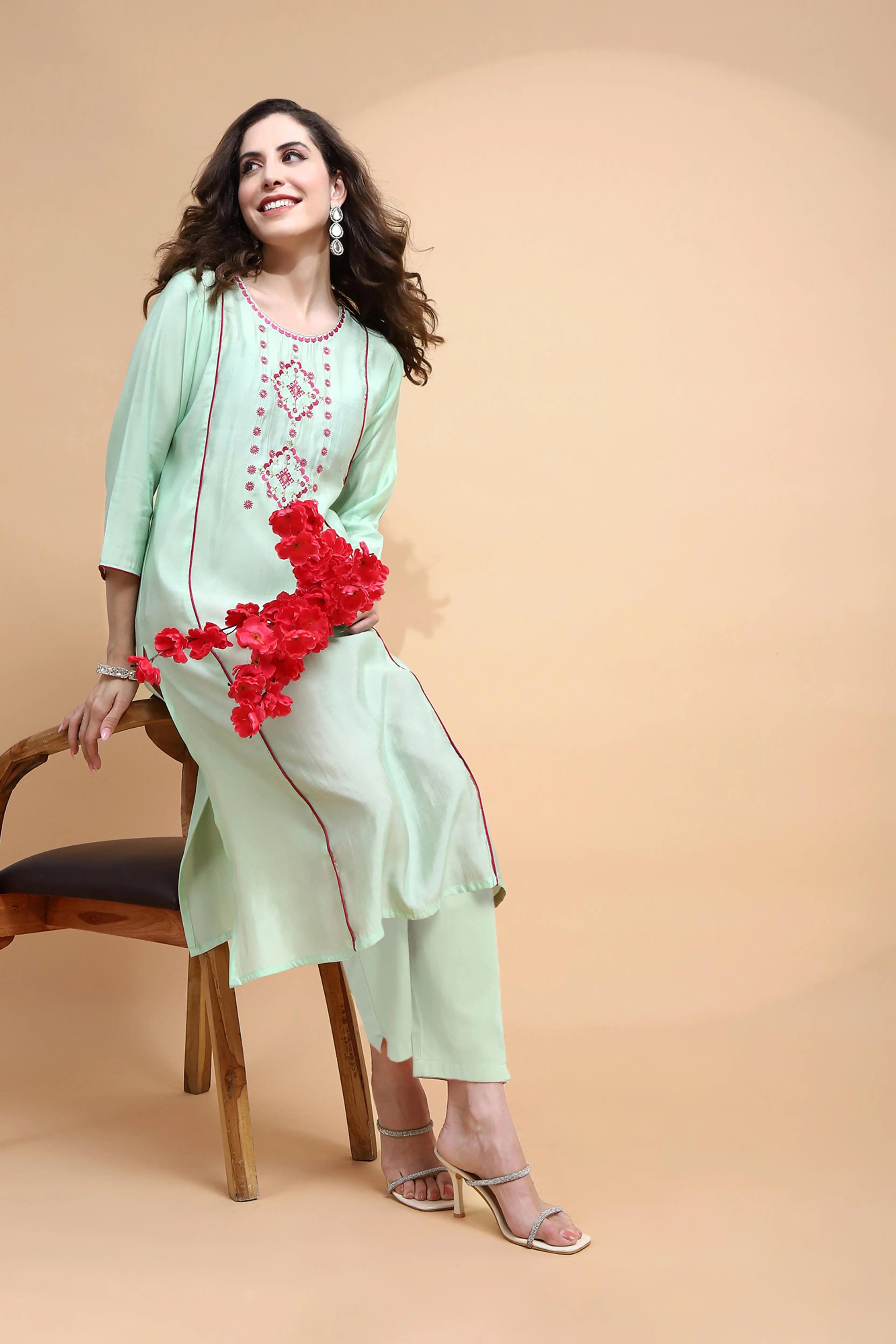Green Embroidered Muslin Kurta