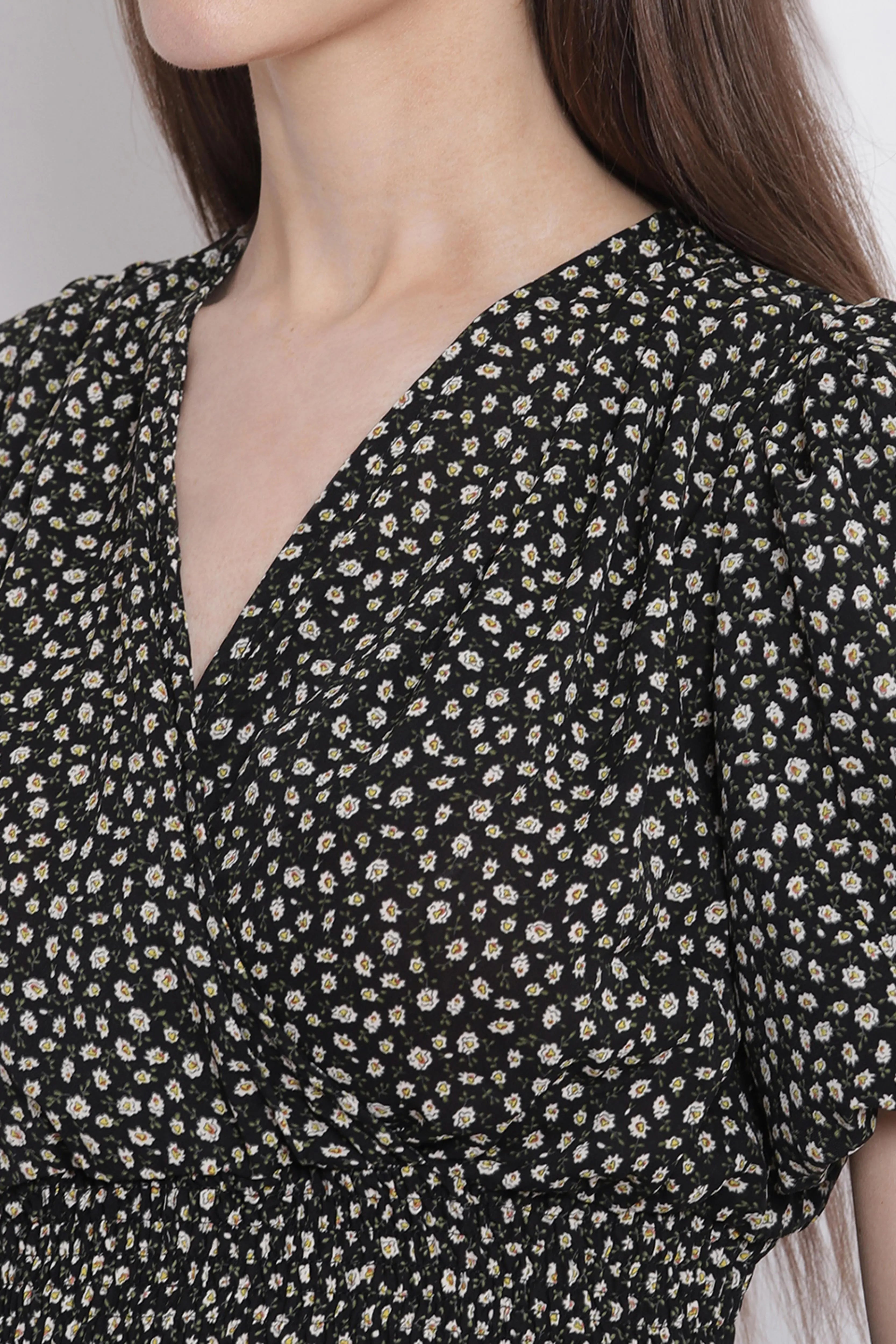 Women Black Colour Floral Print Crop Top