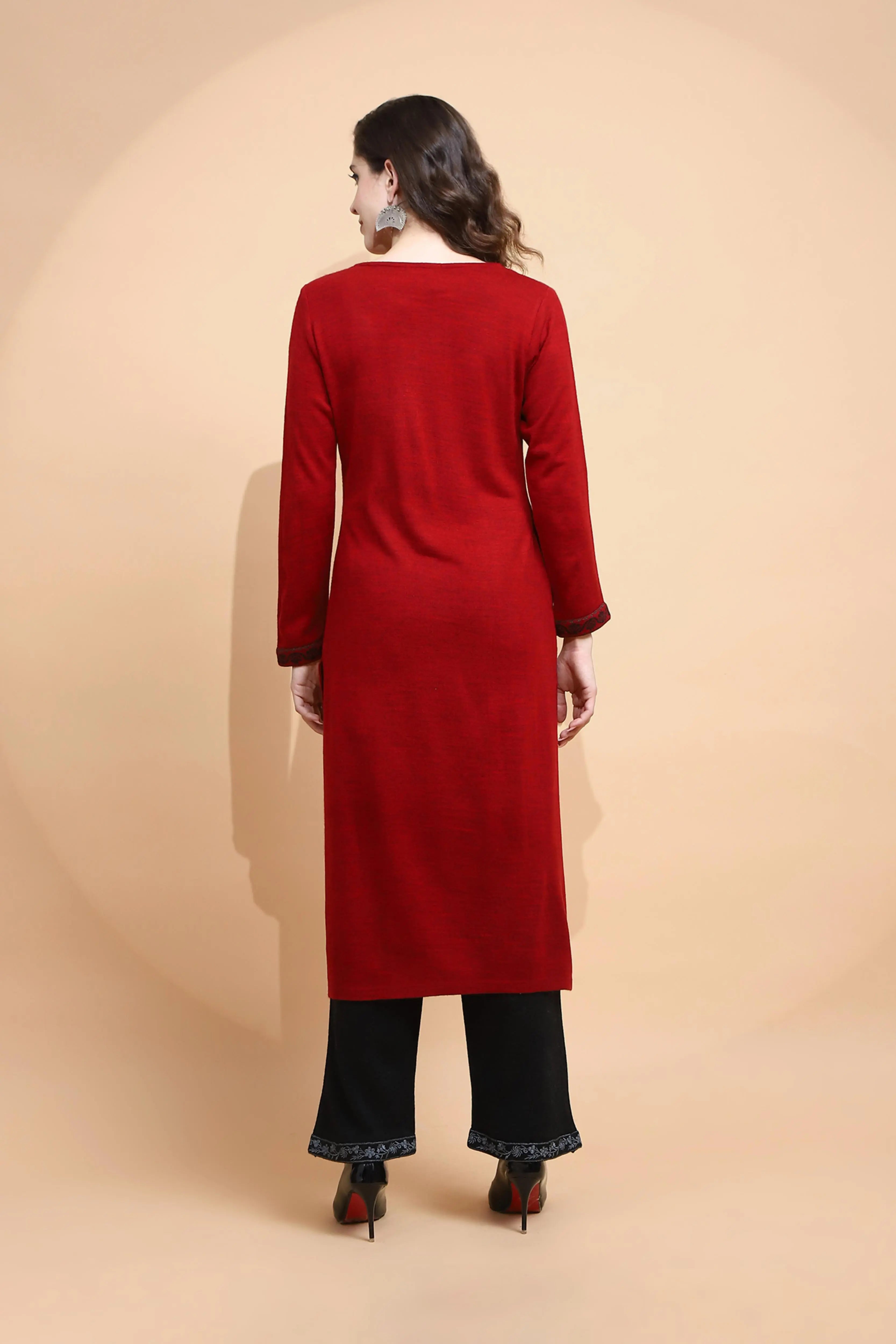 Maroon Woolen Regular Fit Kurta For Women - Global Republic