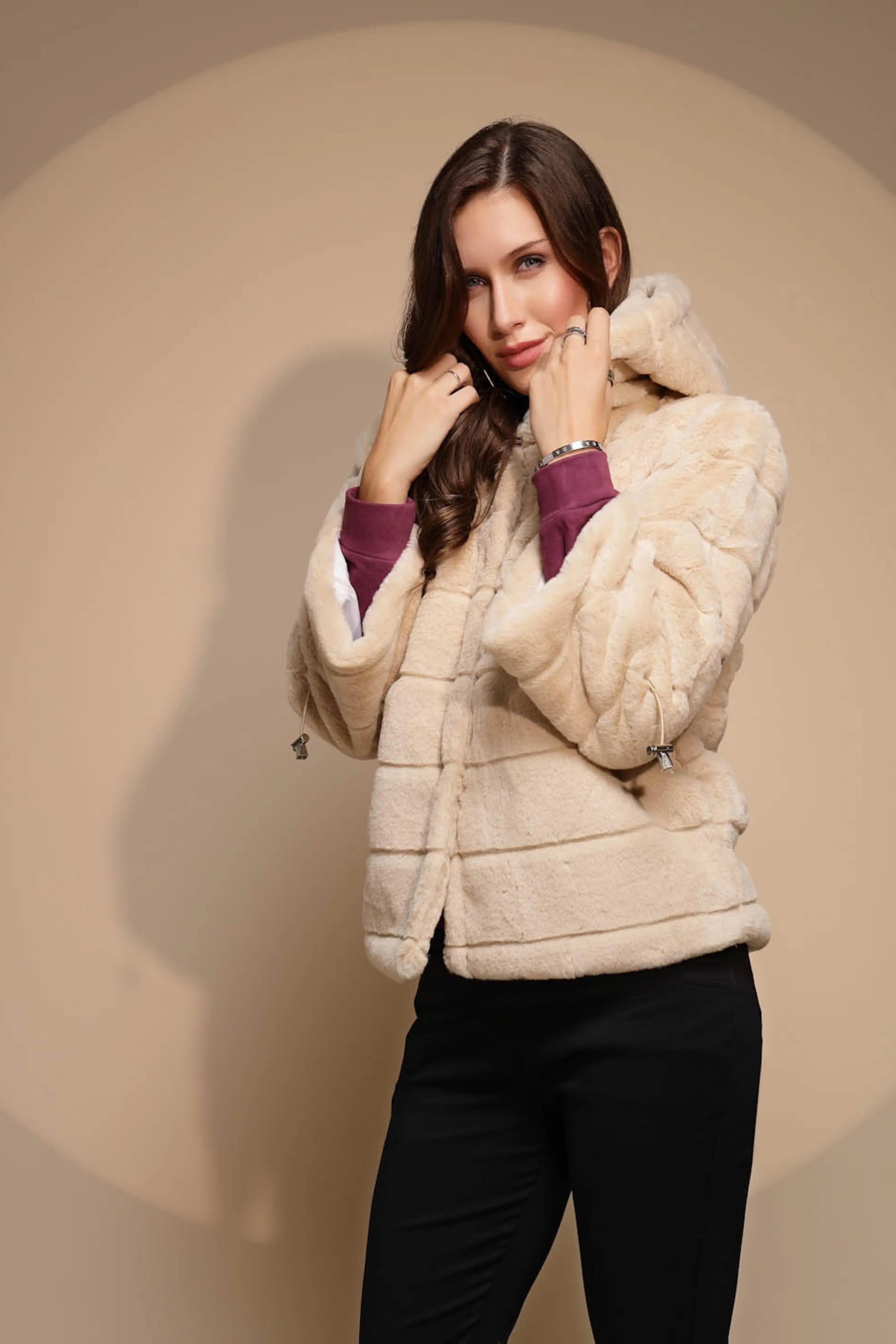 Women's Solid Hooded Beige Jacket - Global Republic