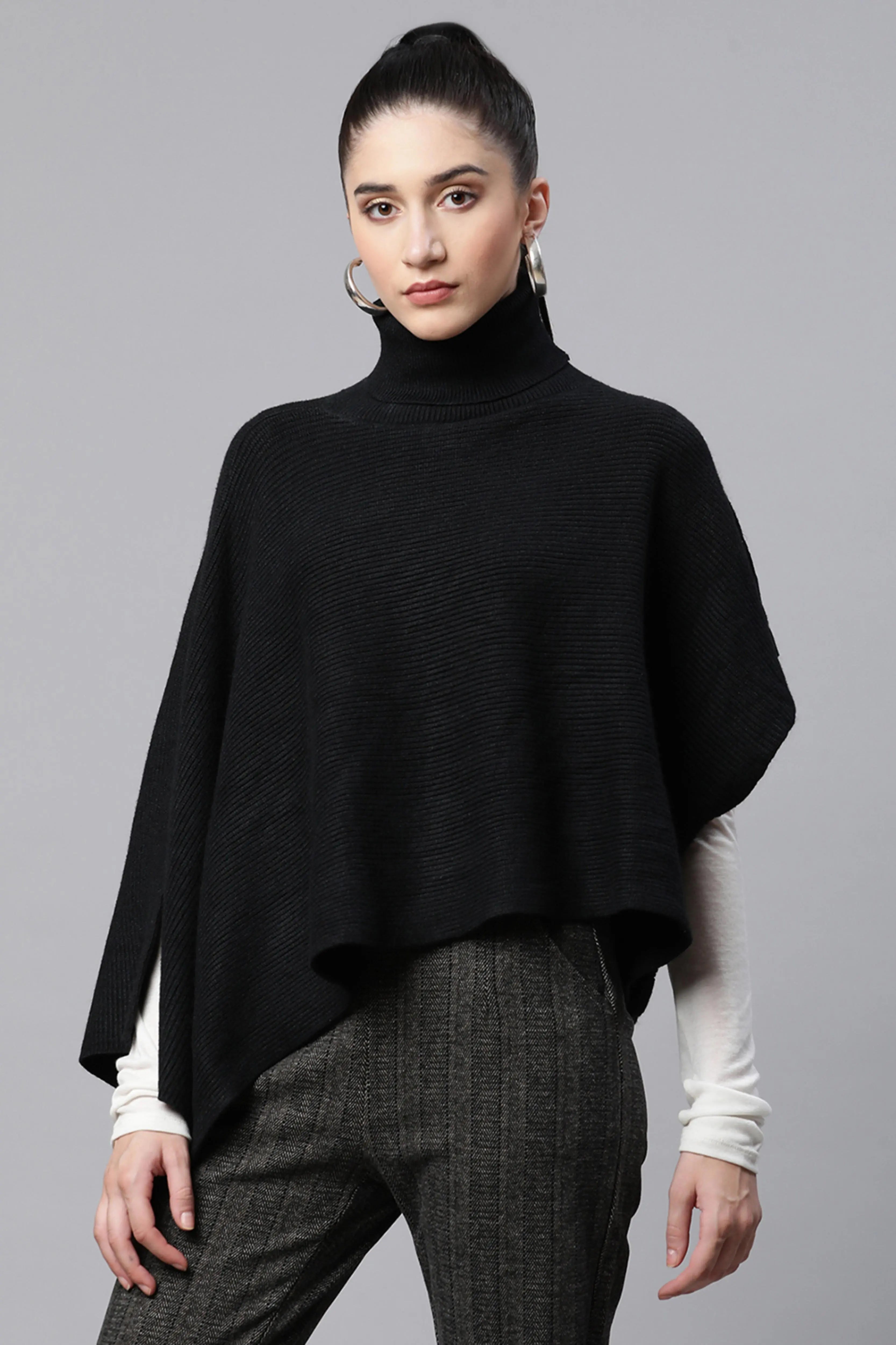 Black Solid Loose Fit Poncho - Global Republic