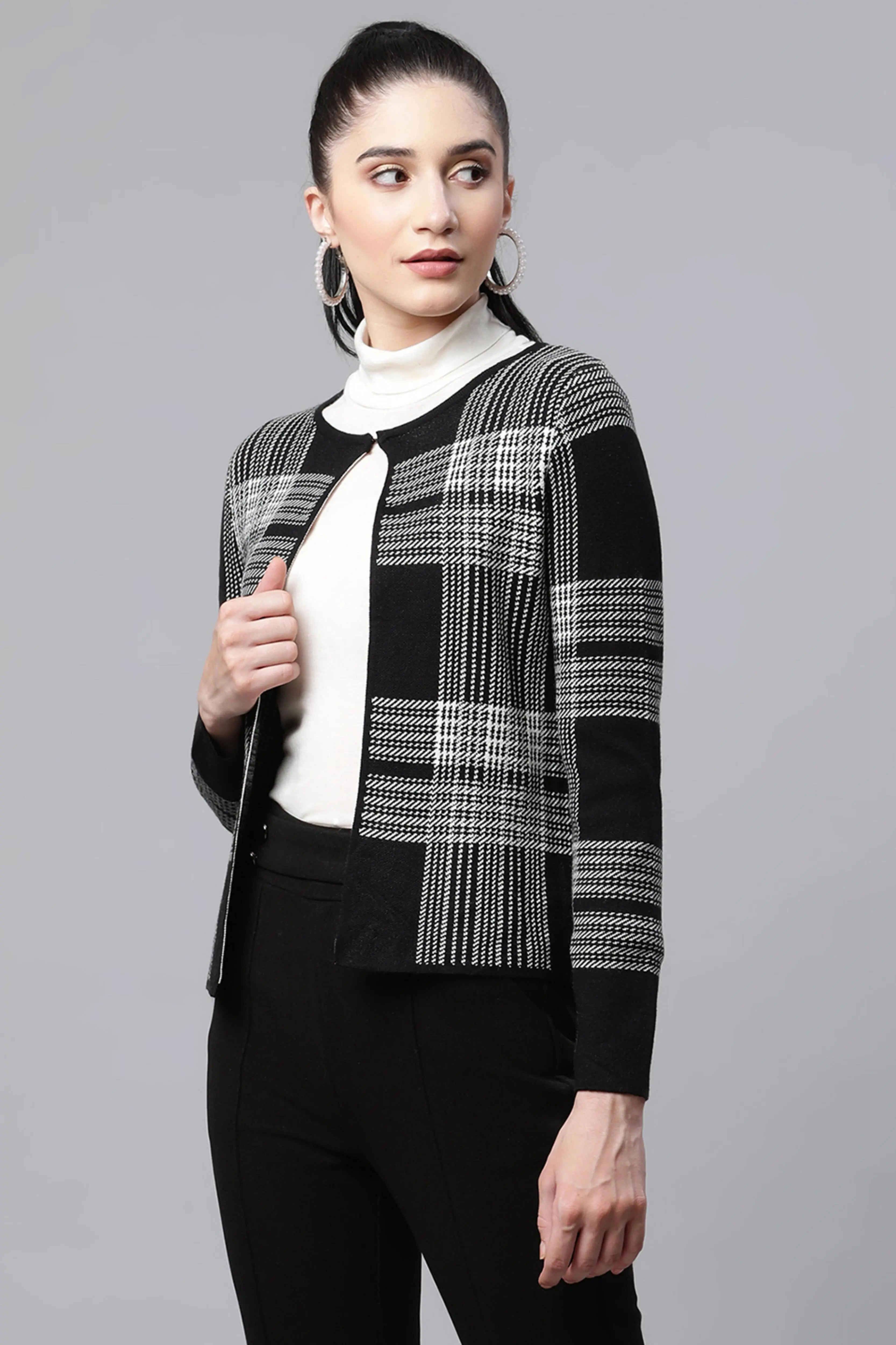 Women Slim Fit Casual Cardigan With Black Polyster