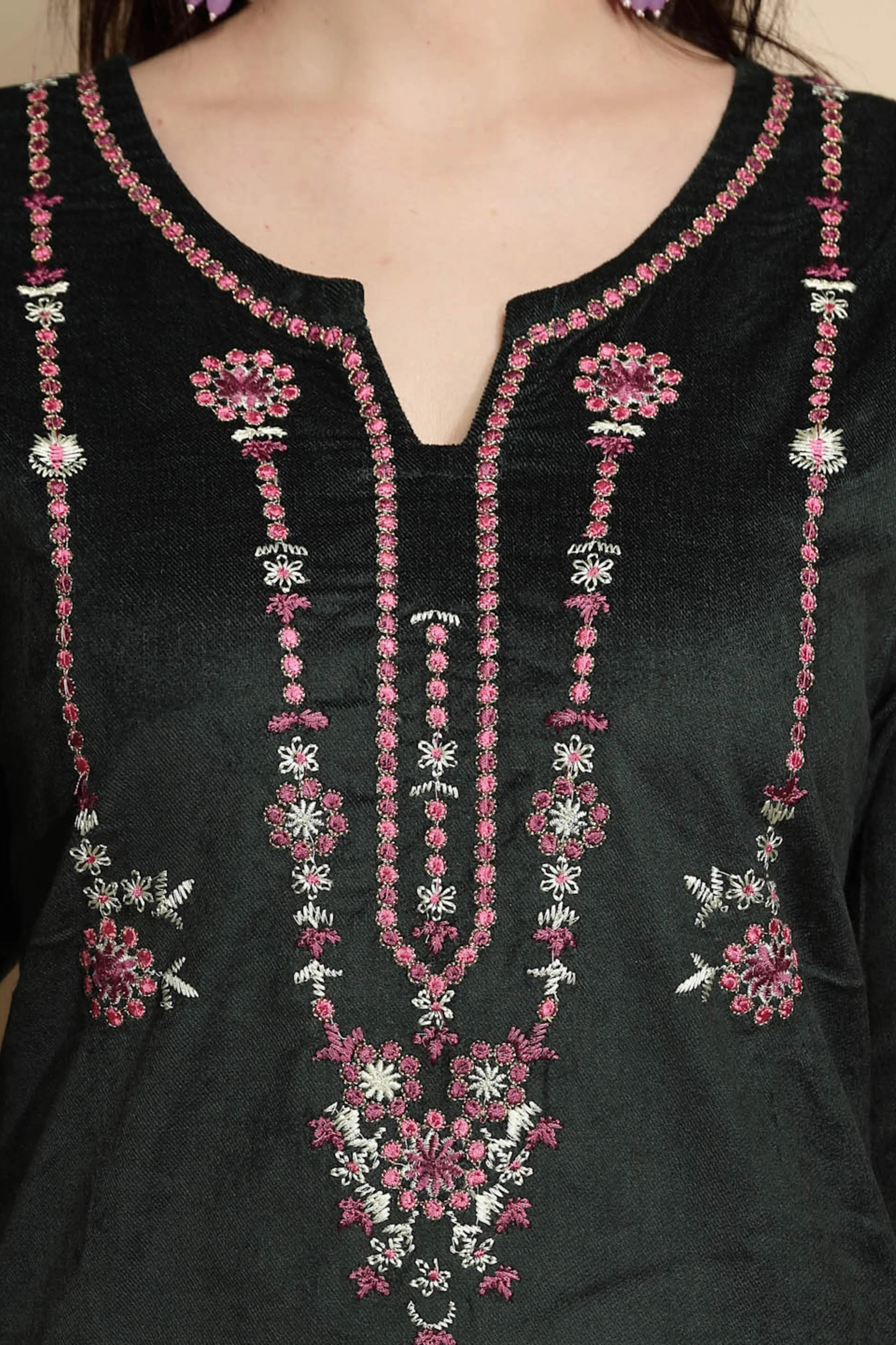 Olive Embellished Cotton Kurta - Global Republic