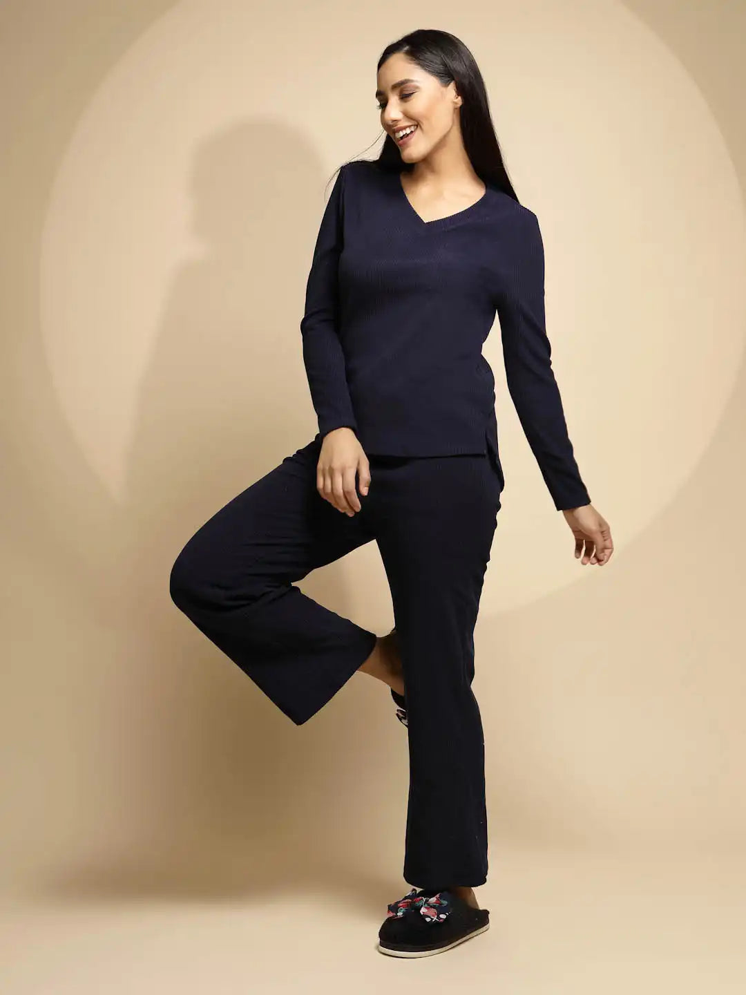 Blue Solid Full Sleeve V- Neck Polyester Night Suit