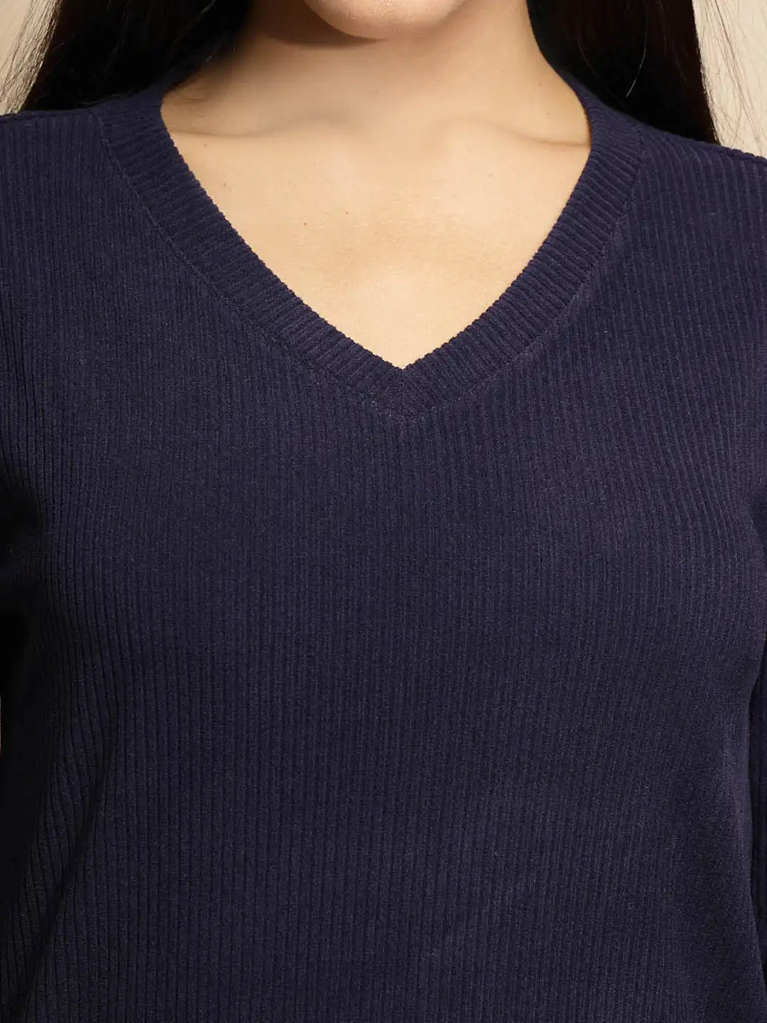 Blue Solid Full Sleeve V- Neck Polyester Night Suit