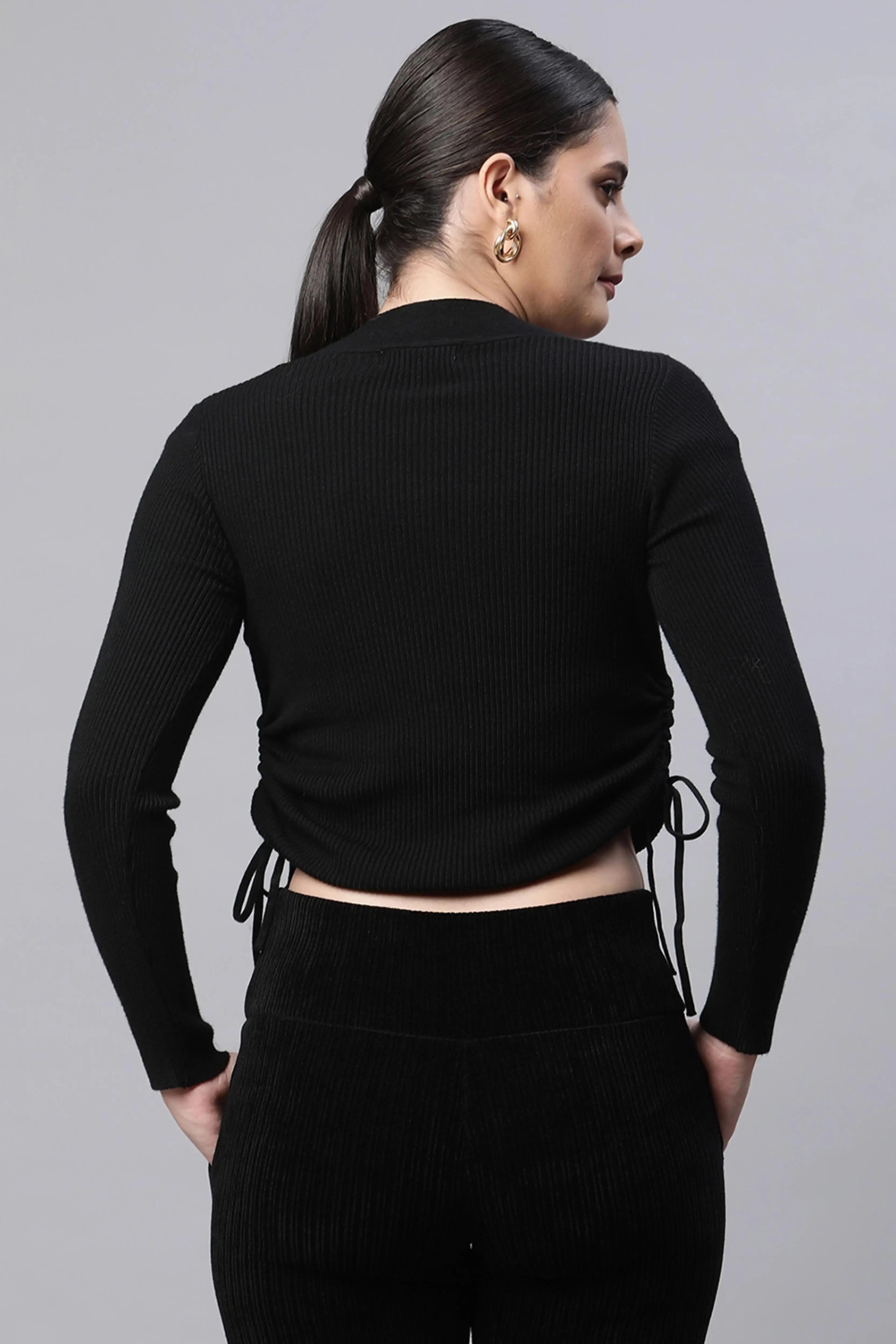 Black Solid Knitted Pullover - Global Republic