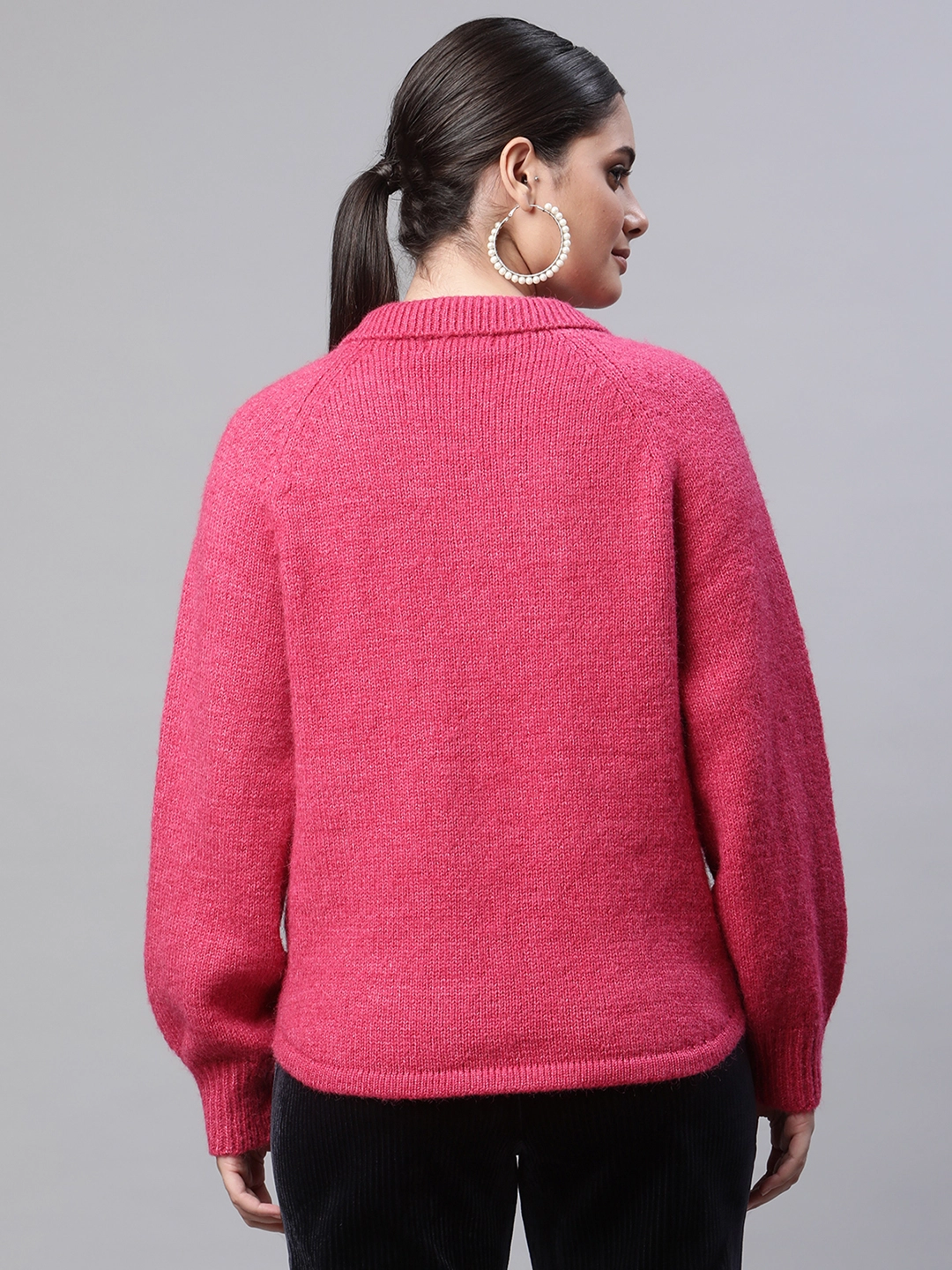 Buy Women Spread Collar Raglan Rose Regular Fit Pullover - Global Republic