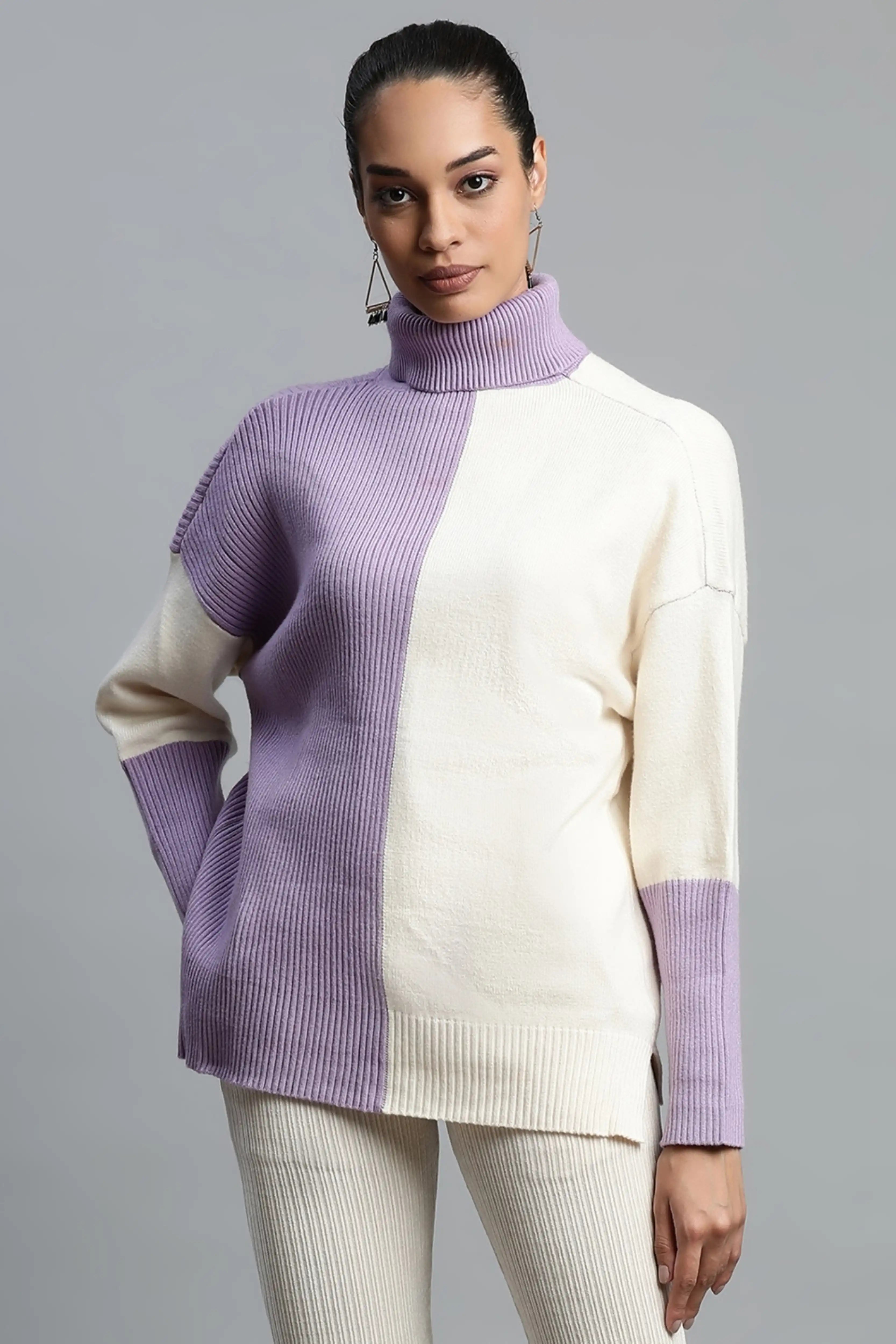 Lilac & Off White Solid Rayon Pullover