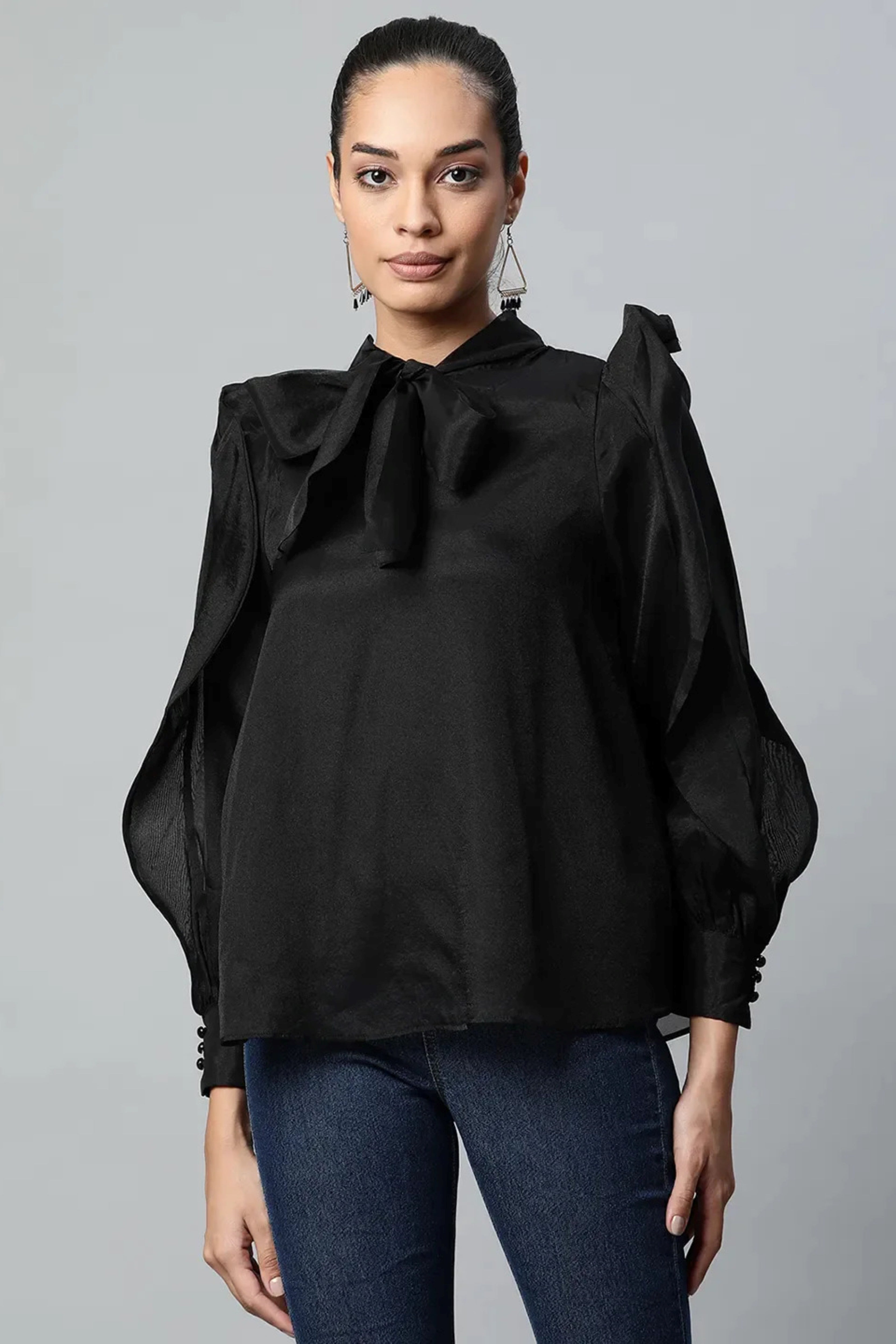 Keyhole Neck Blouson Top