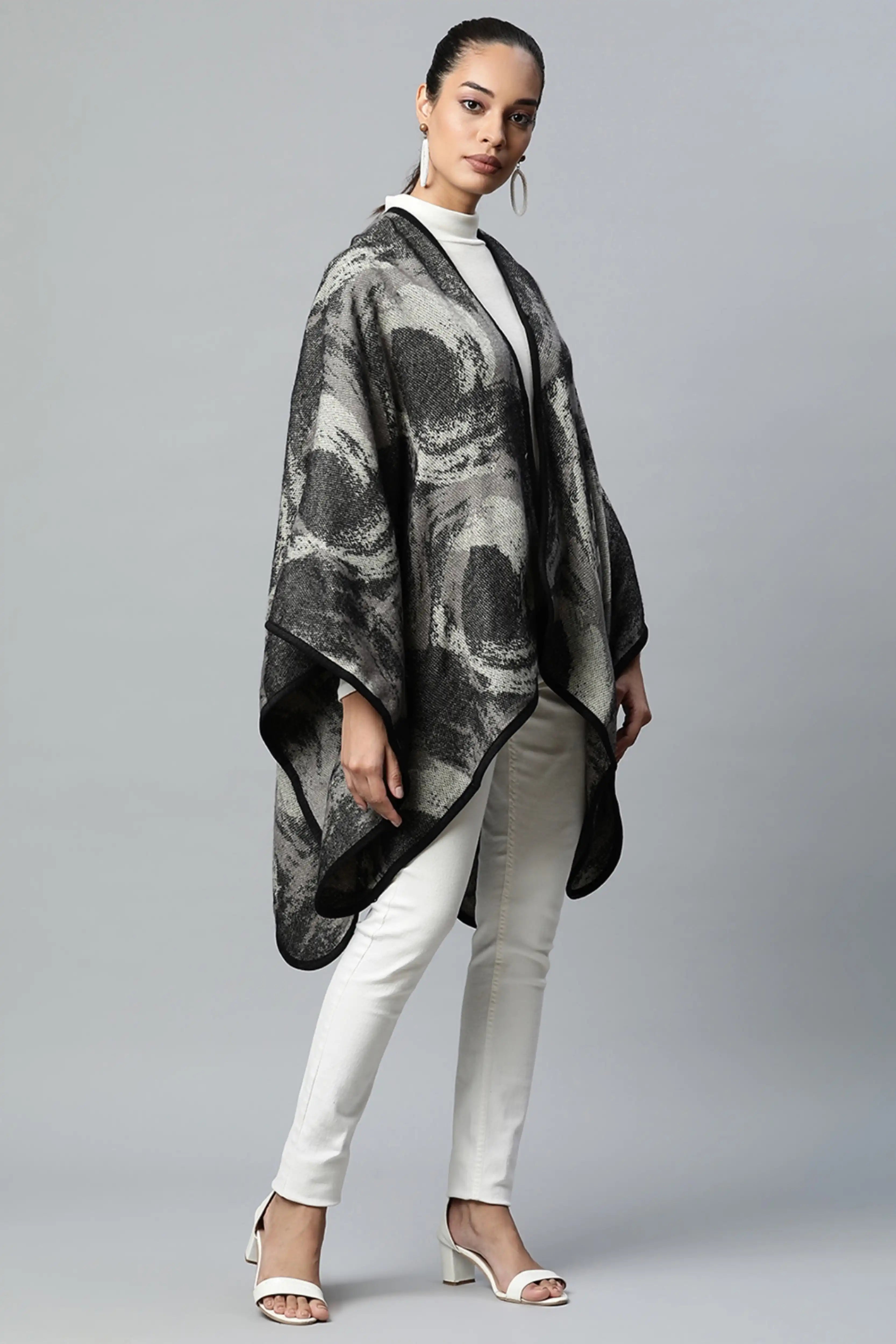 Grey Abstract Pattern Heavy Cape