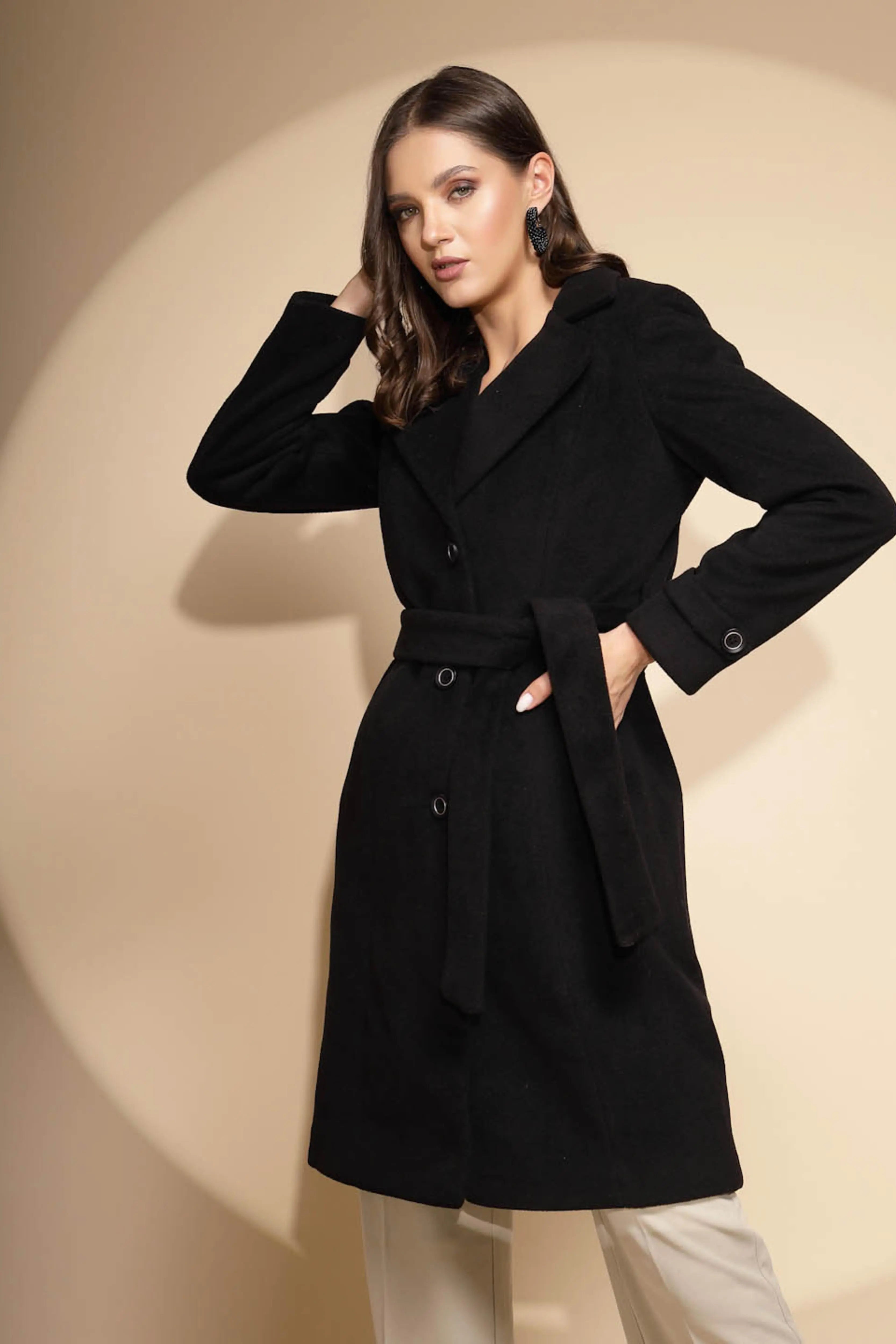 Solid Collared Neck Black Blazer - Global Republic