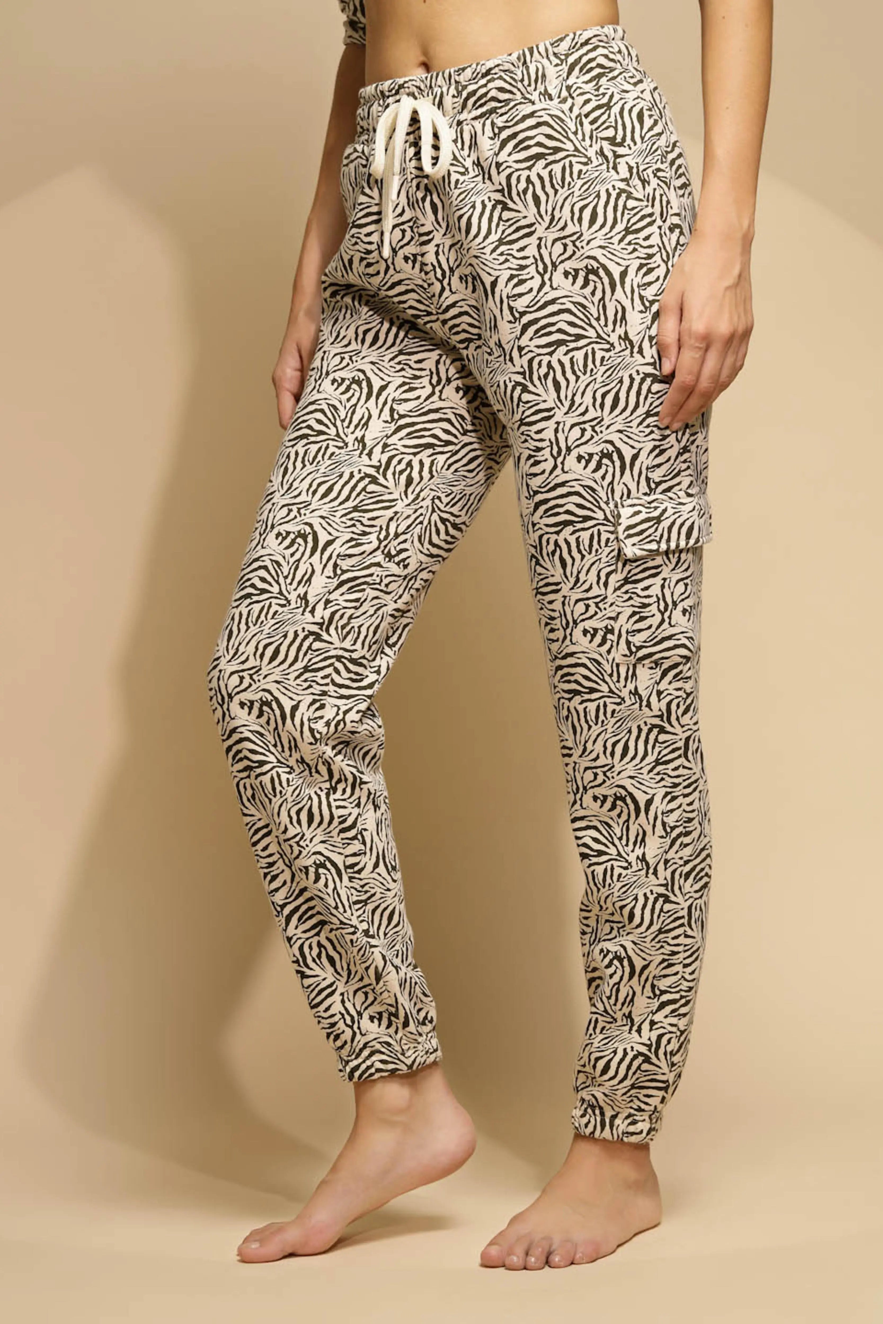 Black Solid Low Rise cotton Lower - Global Republic