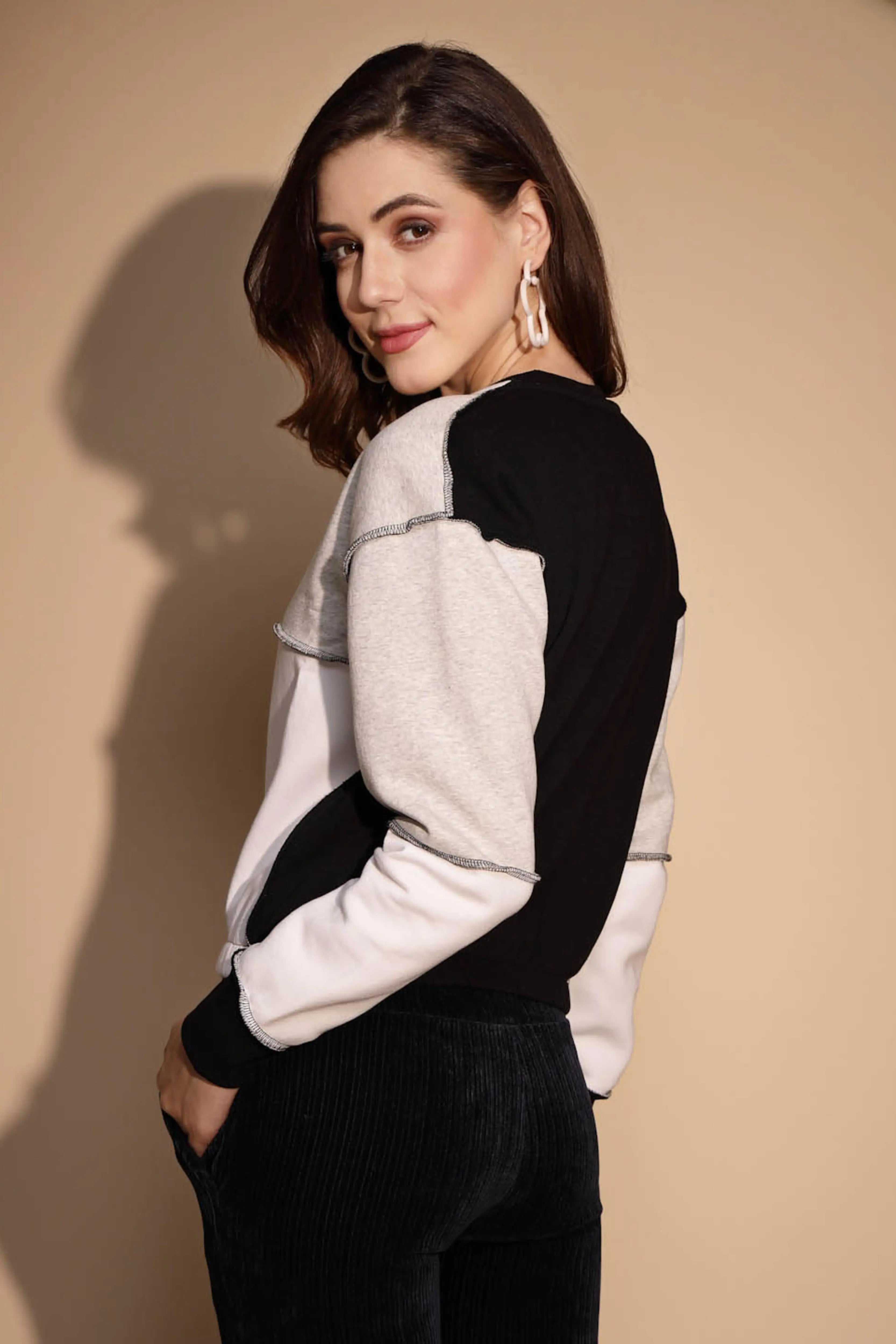 Color Block Cotton Blend Crop Sweatshirt - Global Republic