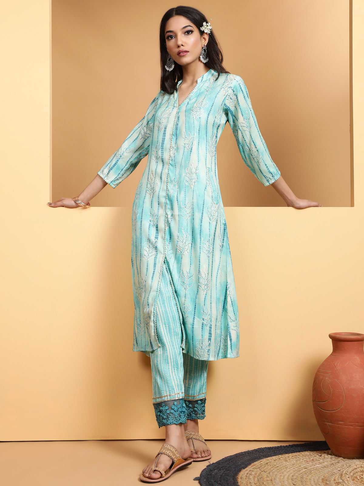 Women Green V-Neck Printed Kurta Set