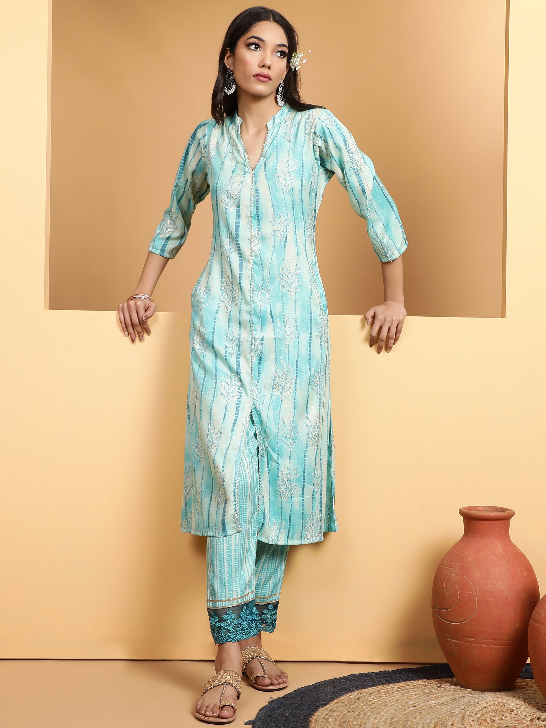 Women Green V-Neck Printed Kurta Set