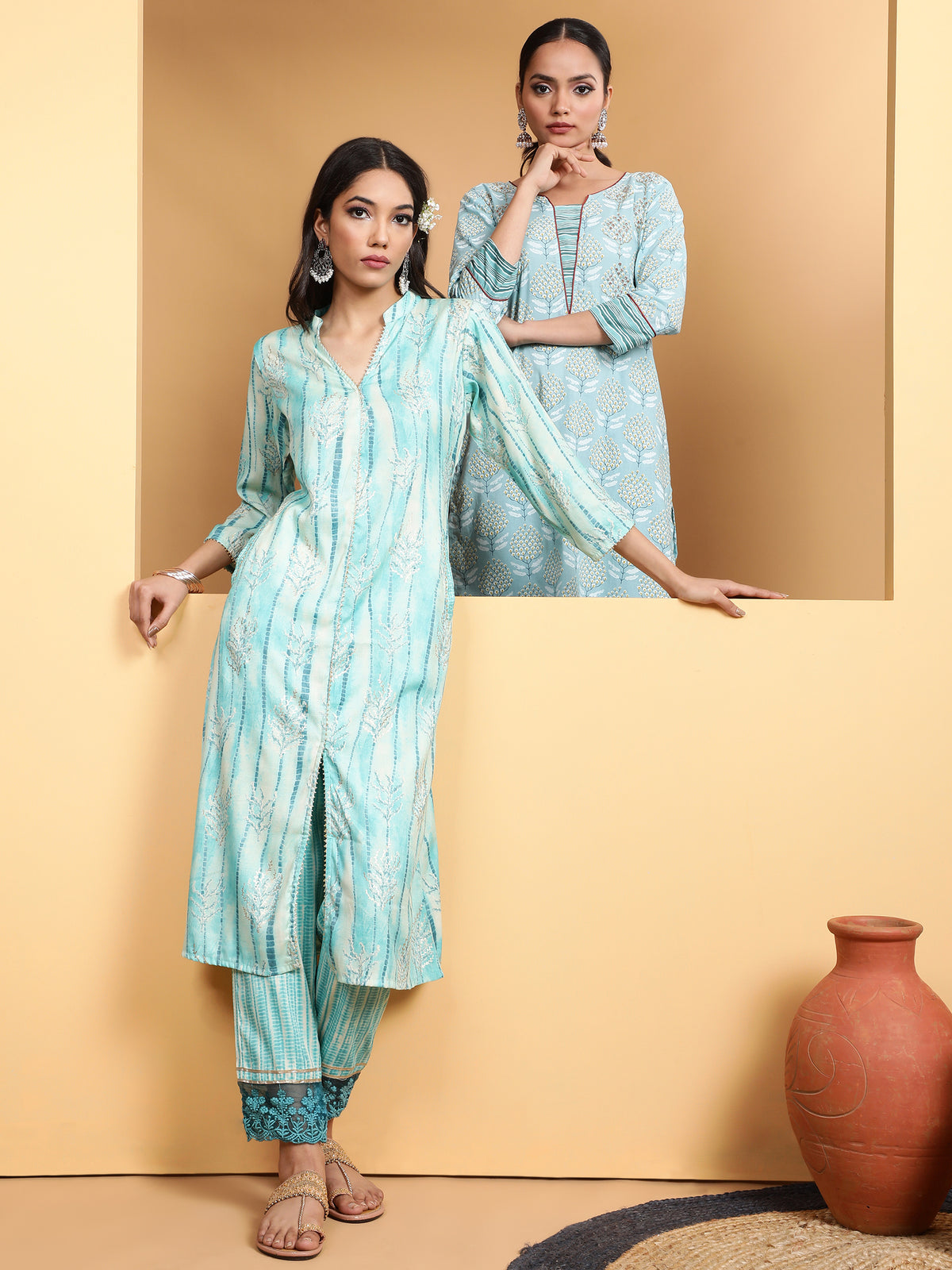 Women Green V-Neck Printed Kurta Set