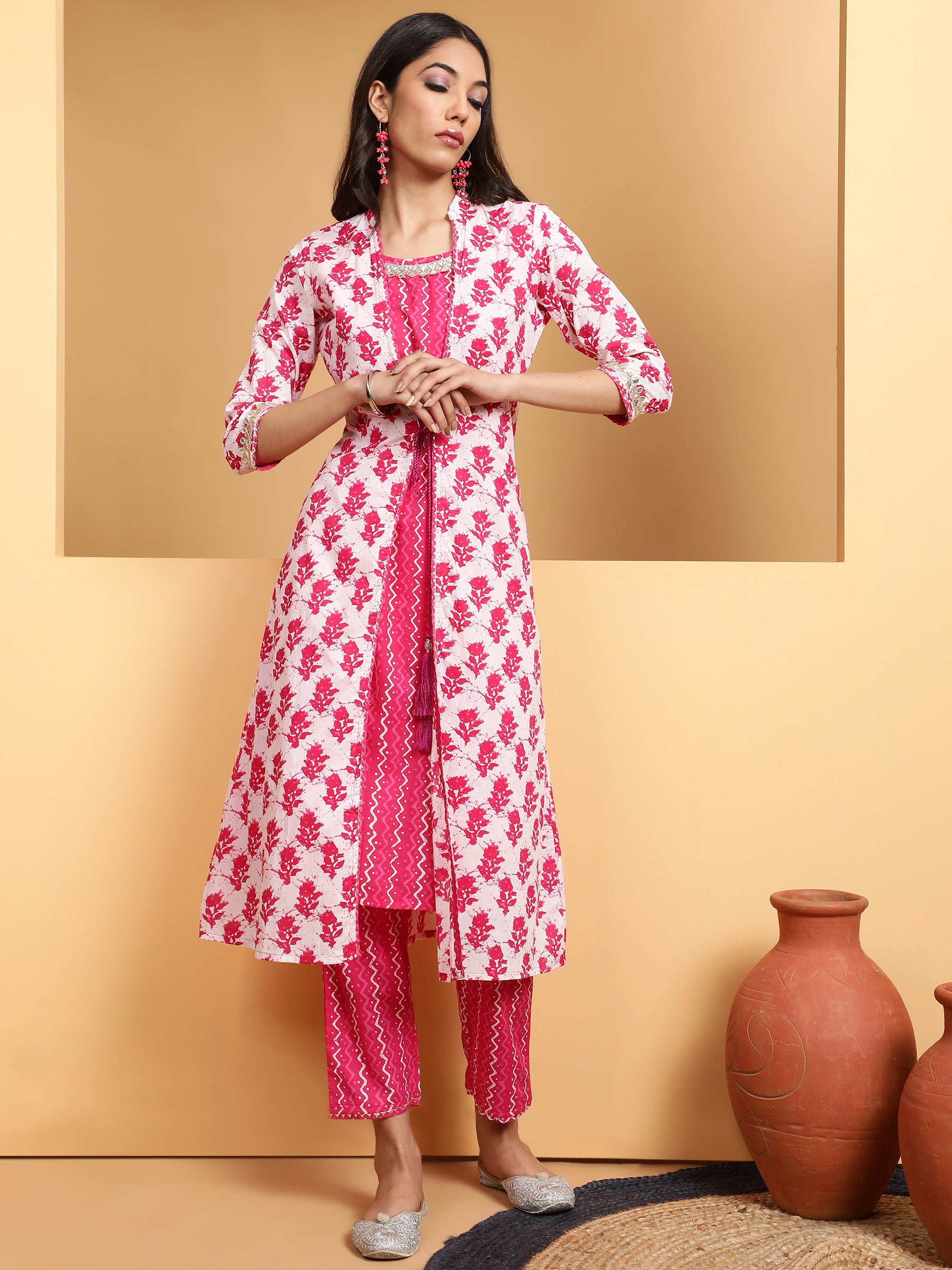 Women Hot Pink Round Neck Printed Kurta Set