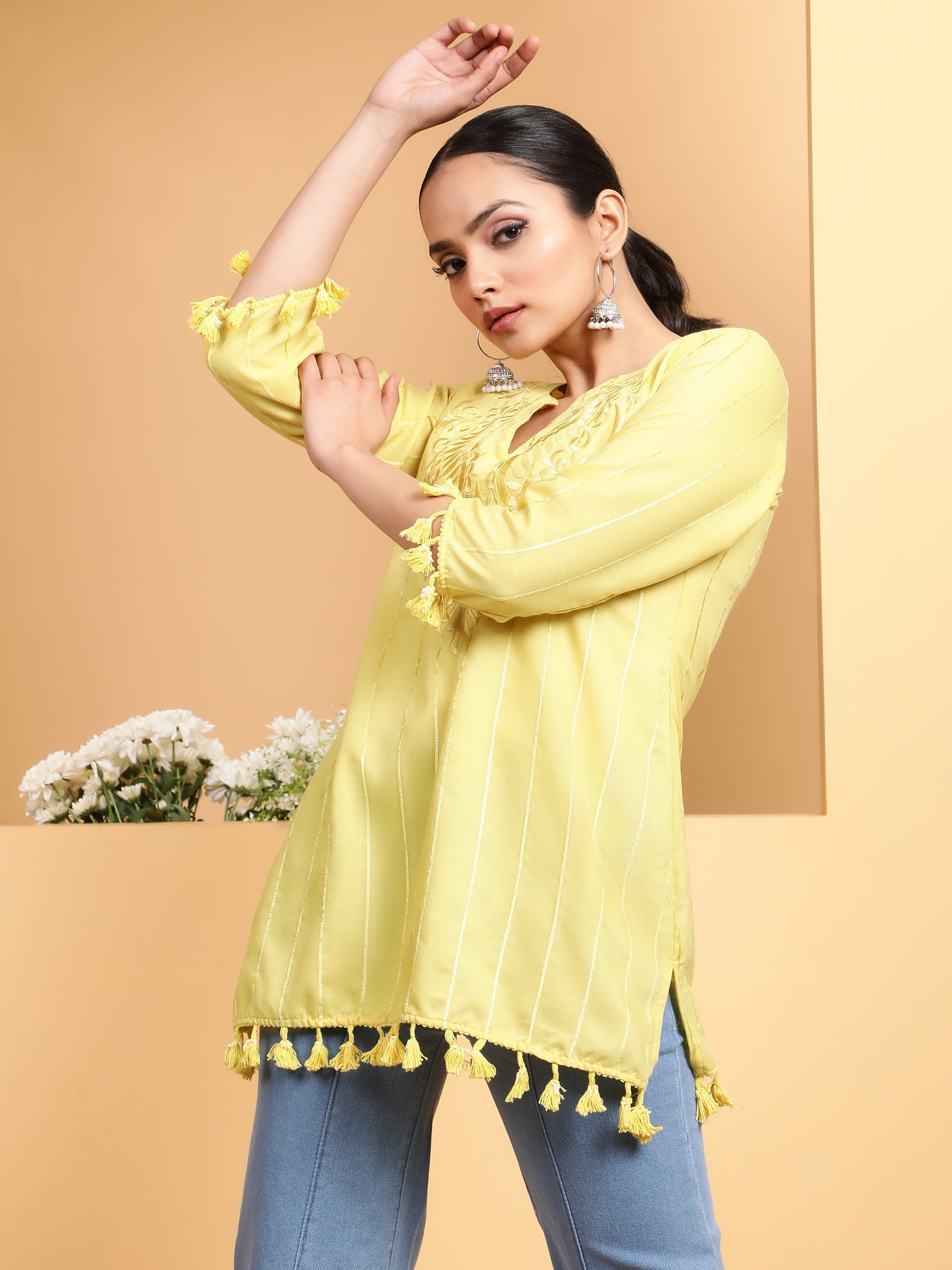 Women Lemon Round Neck Solid Tunic - Global Republic