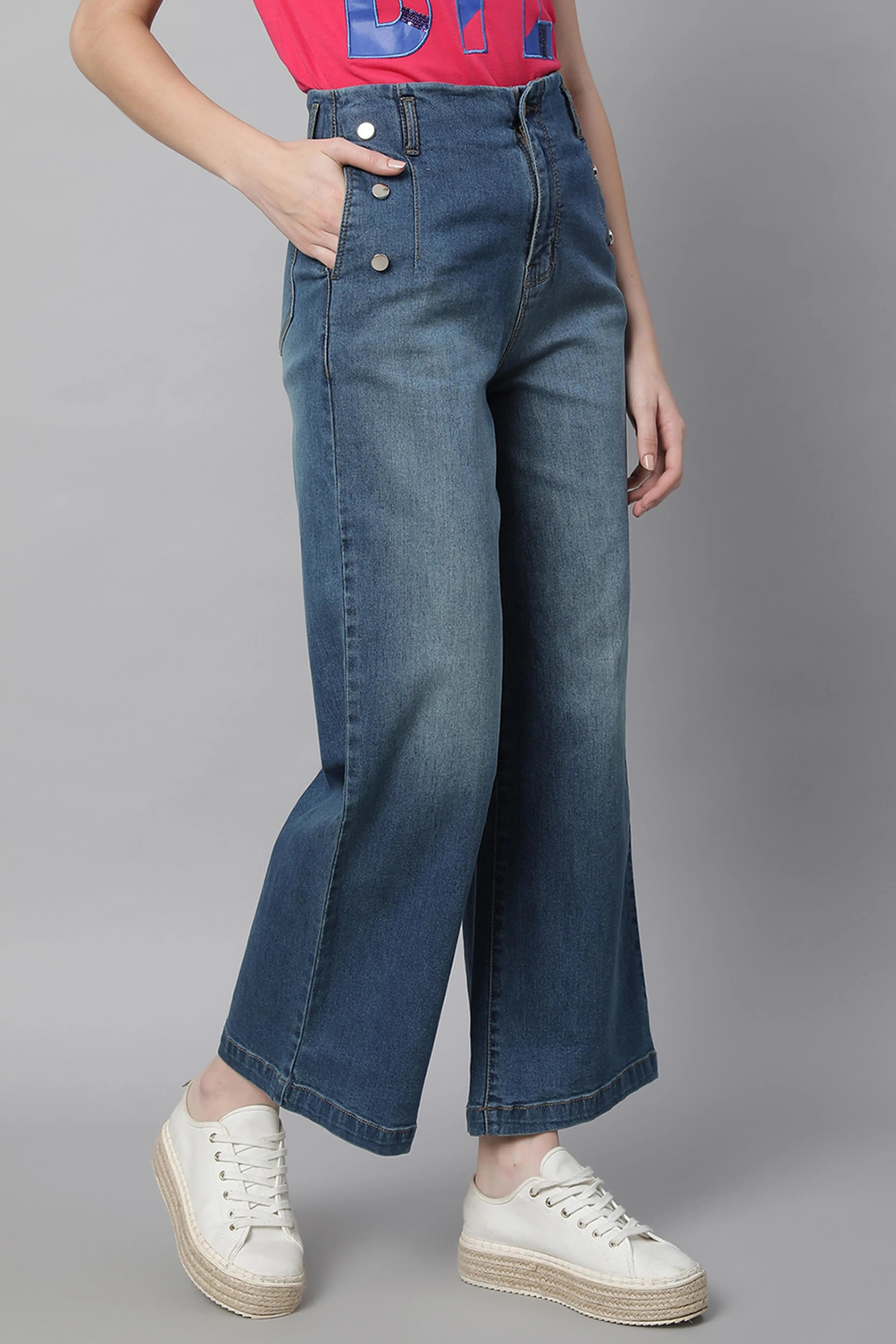 Women Flared Leg Straight Loose Fit Tint Blue Jeans - Global Republic