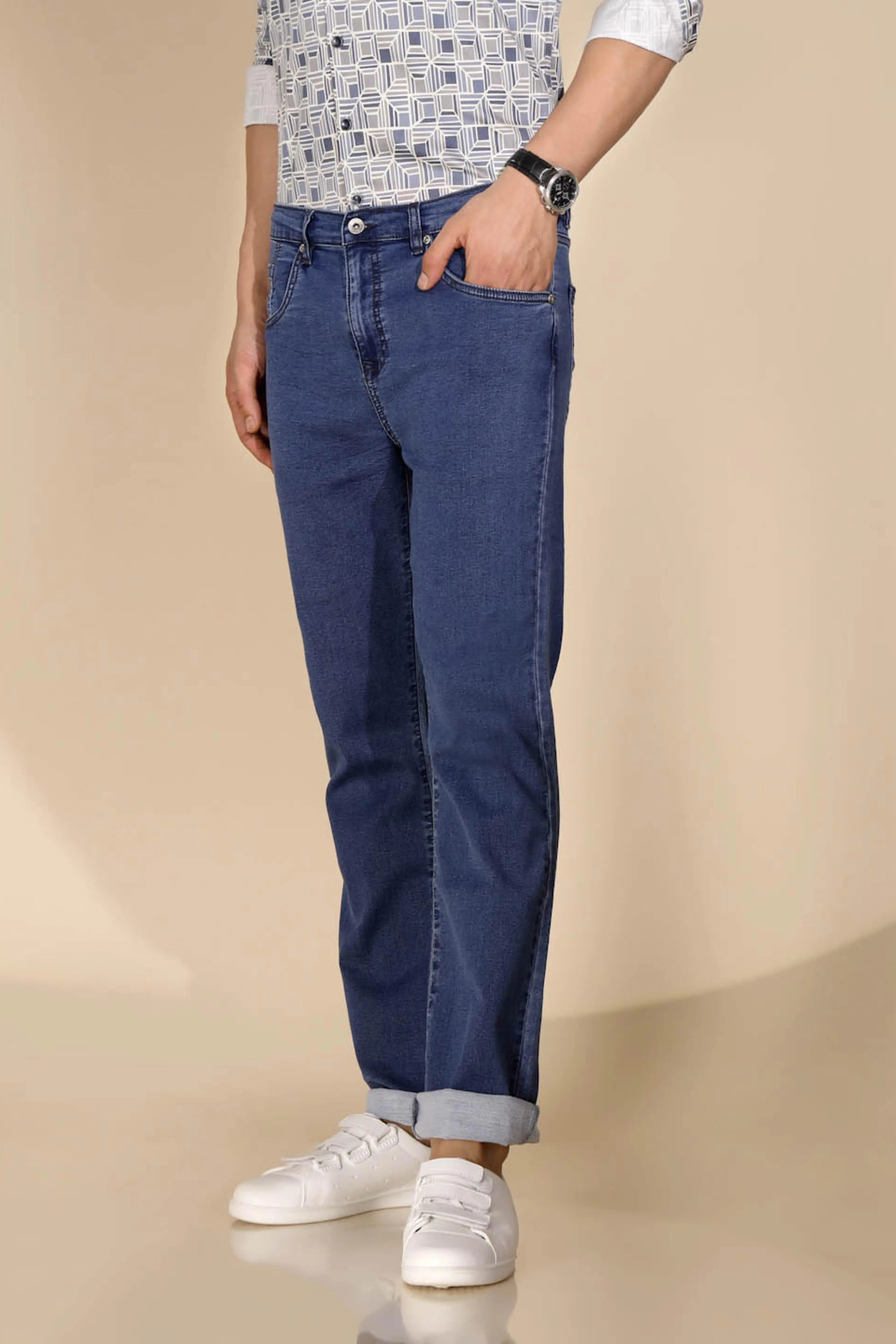 Blue Cotton Blend Straight Fit Jeans For Men - Global Republic