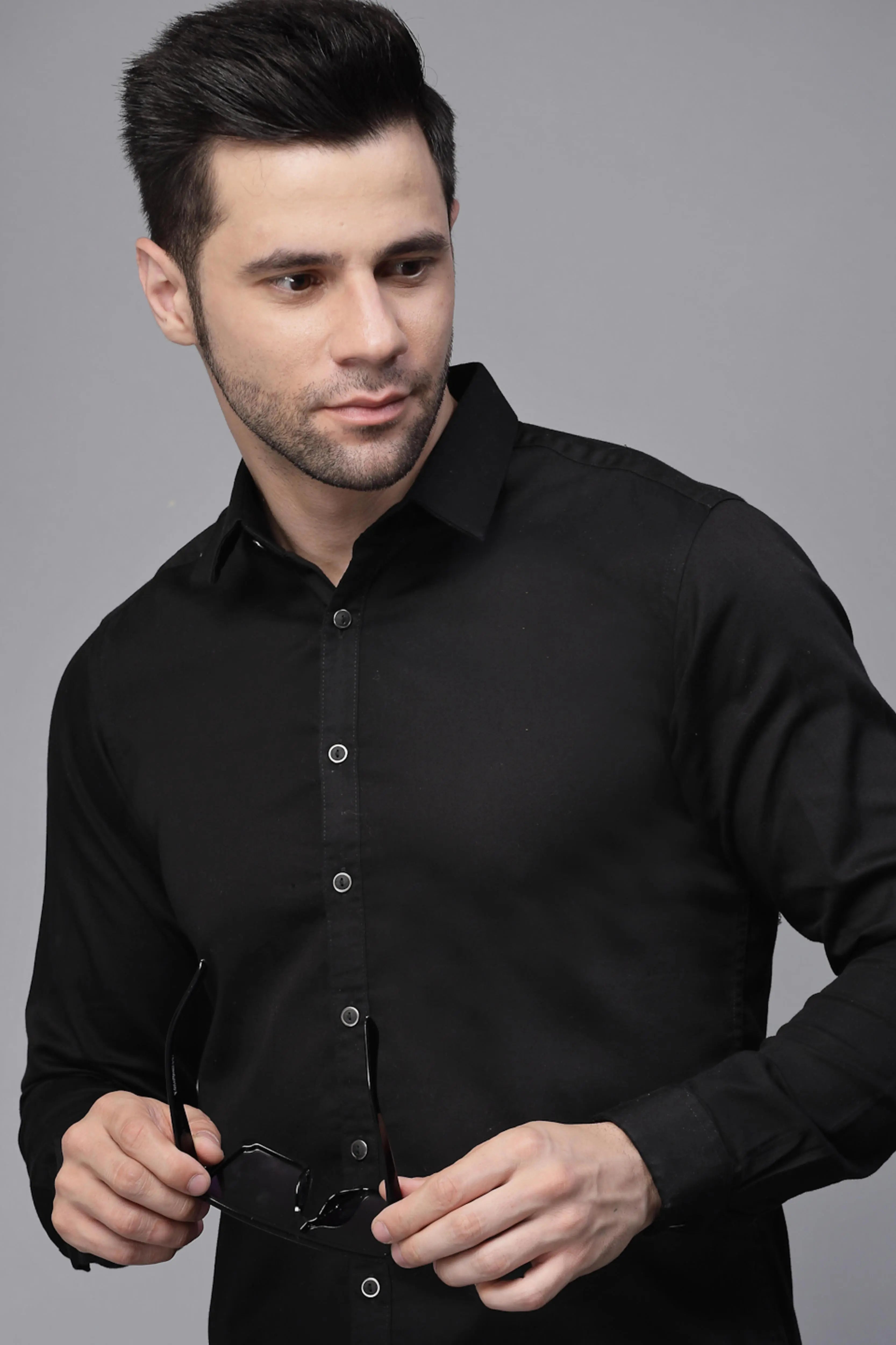 Mens Black Full Sleeve Solid Casual Shirt - Global Republic