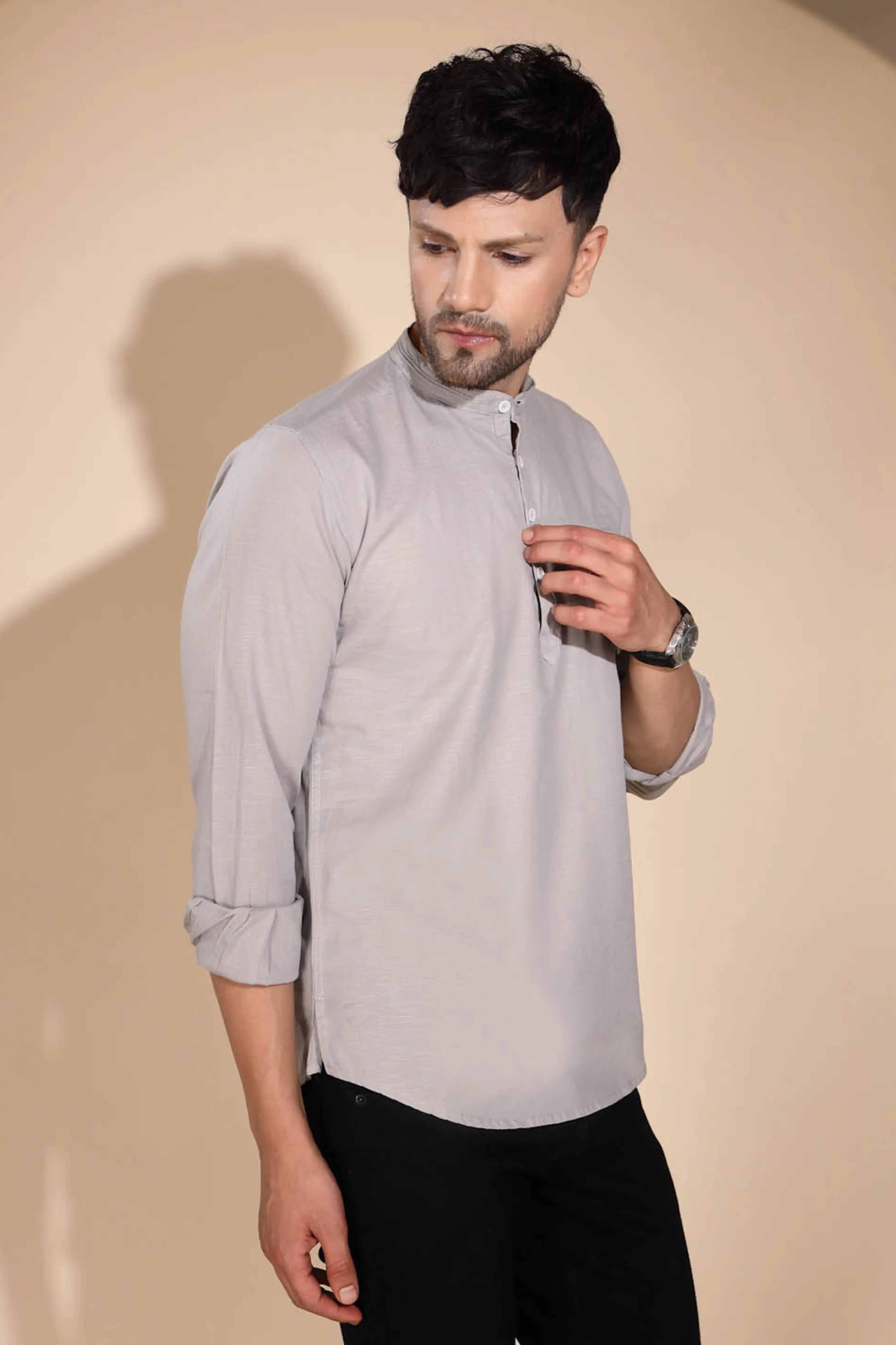 Mens Grey Round Nack Solid Kurta - Global Republic