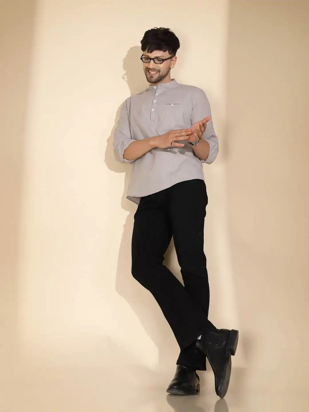Mens Grey Round Nack Solid Kurta - Global Republic