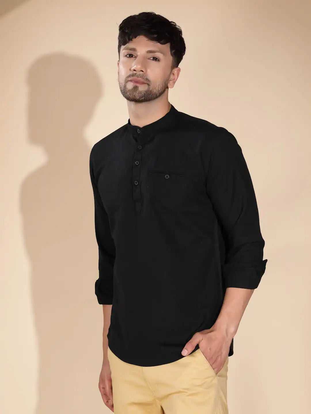 Mens Black Round Nack Solid Kurta - Global Republic