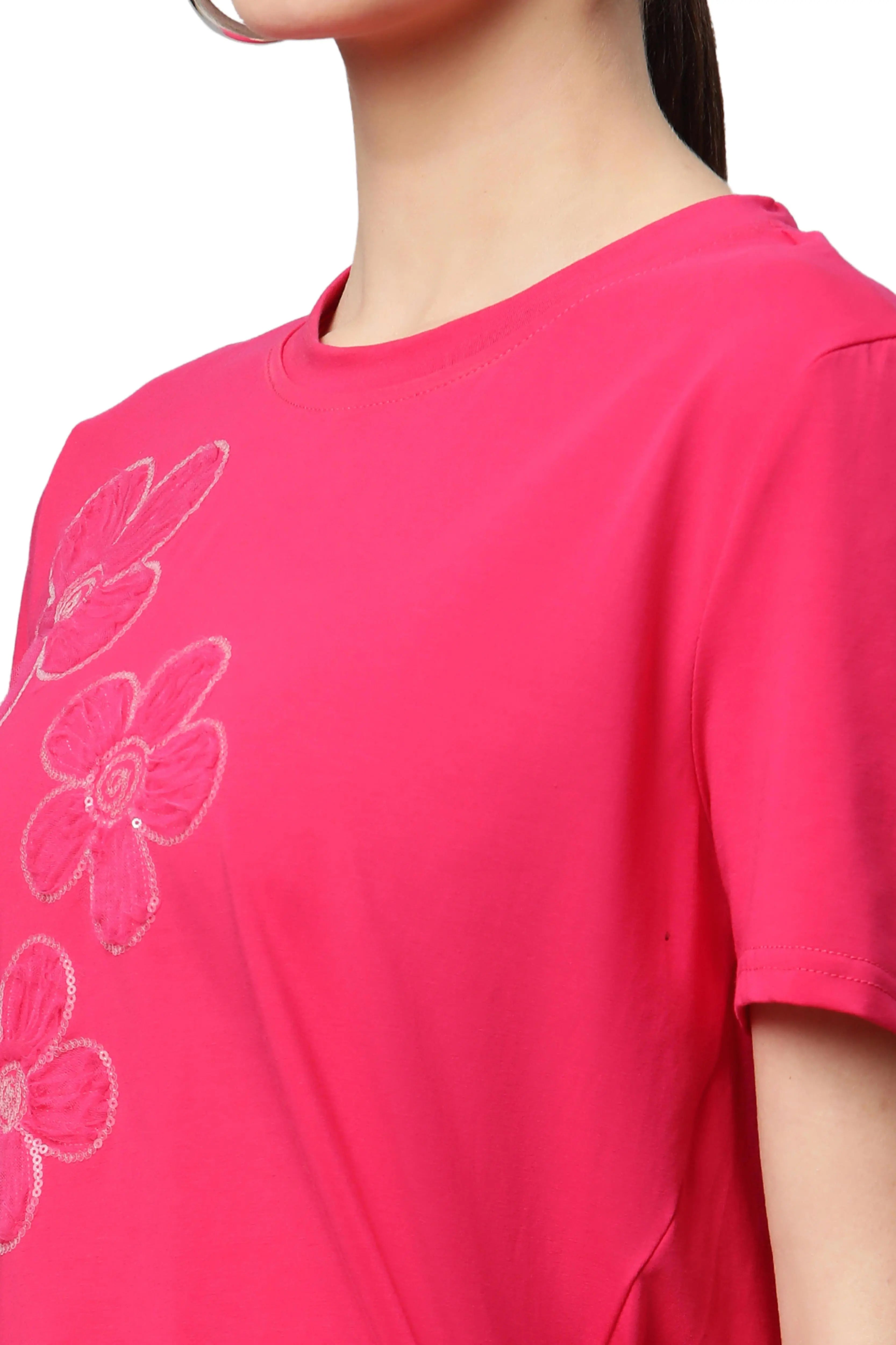 Women Regular Fit Floral Embroidery Top - Global Republic
