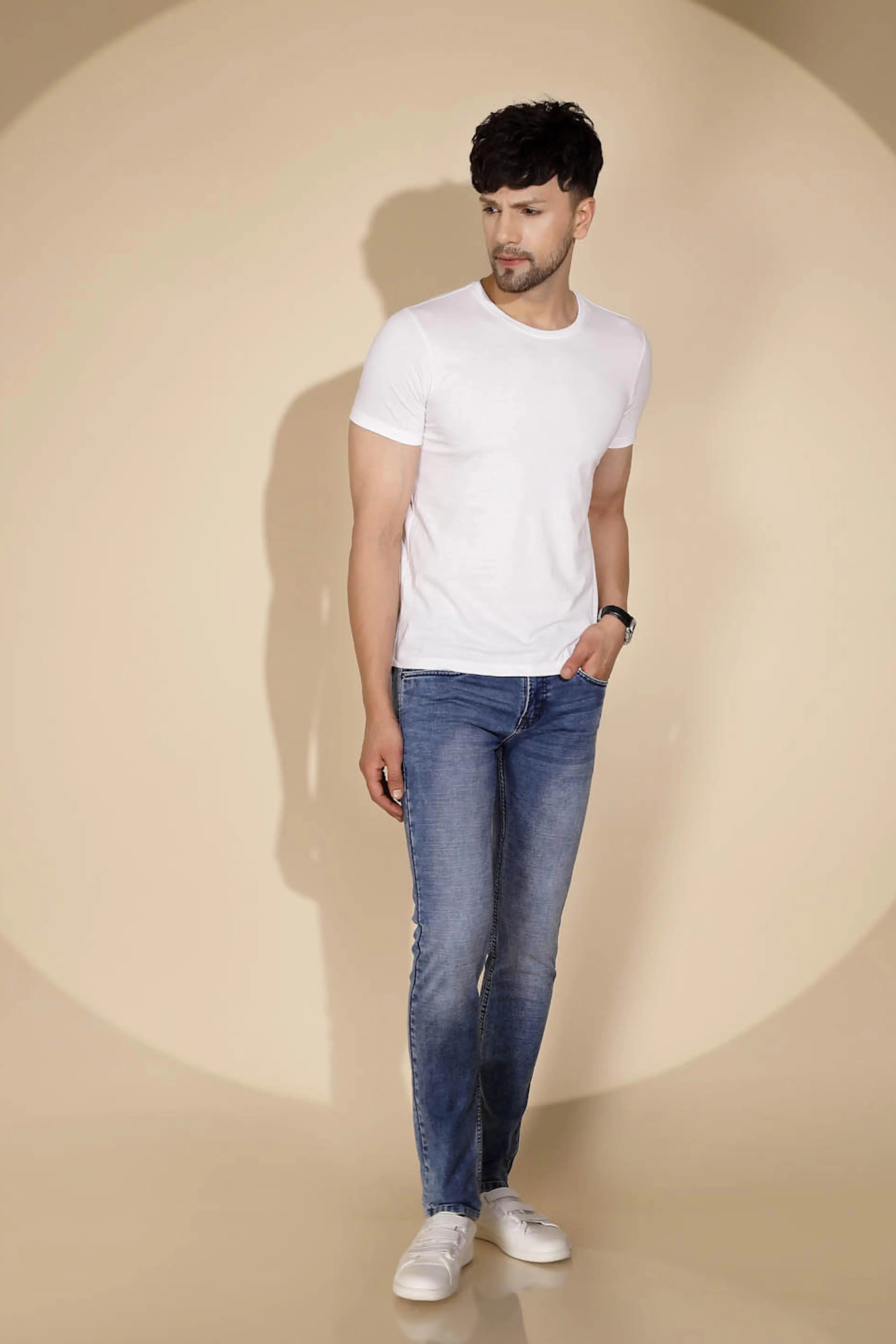 White Round Neck Solid T-Shirt - Global Republic