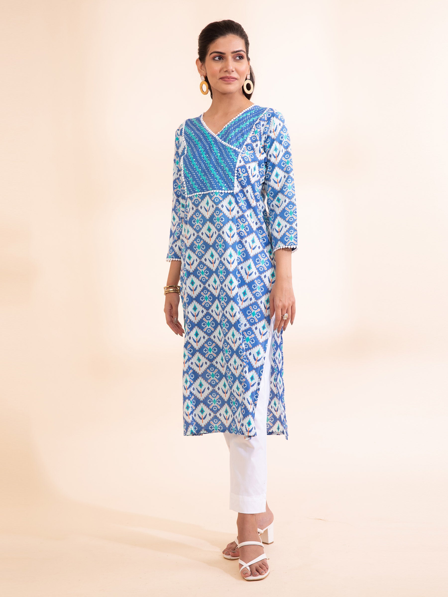 Women Blue V-Neck Printed Kurta - Global Republic