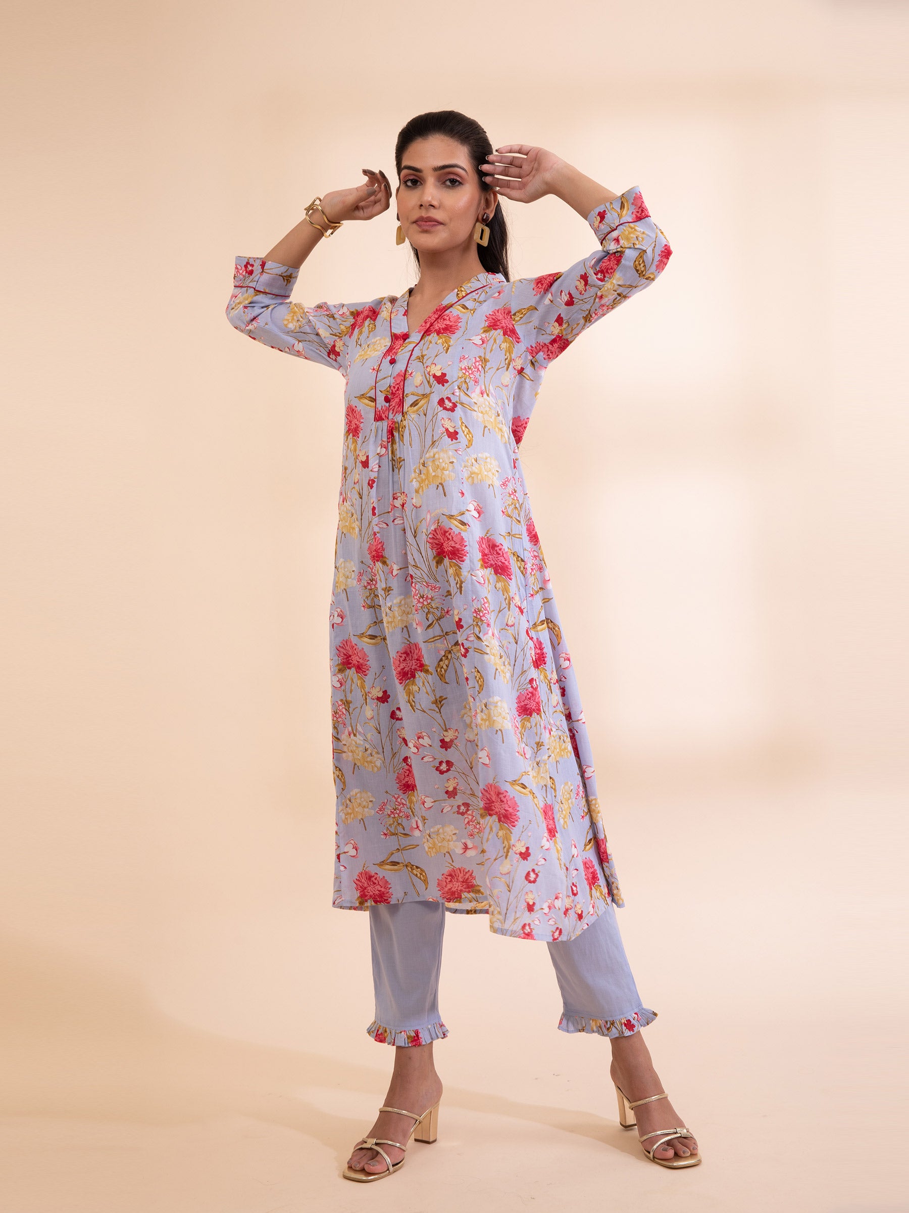 Women Blue Round Neck Printed Kurta Set - Global Republic