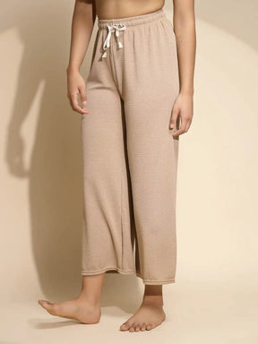 Beige Solid Mid Rise Hosiery Lower