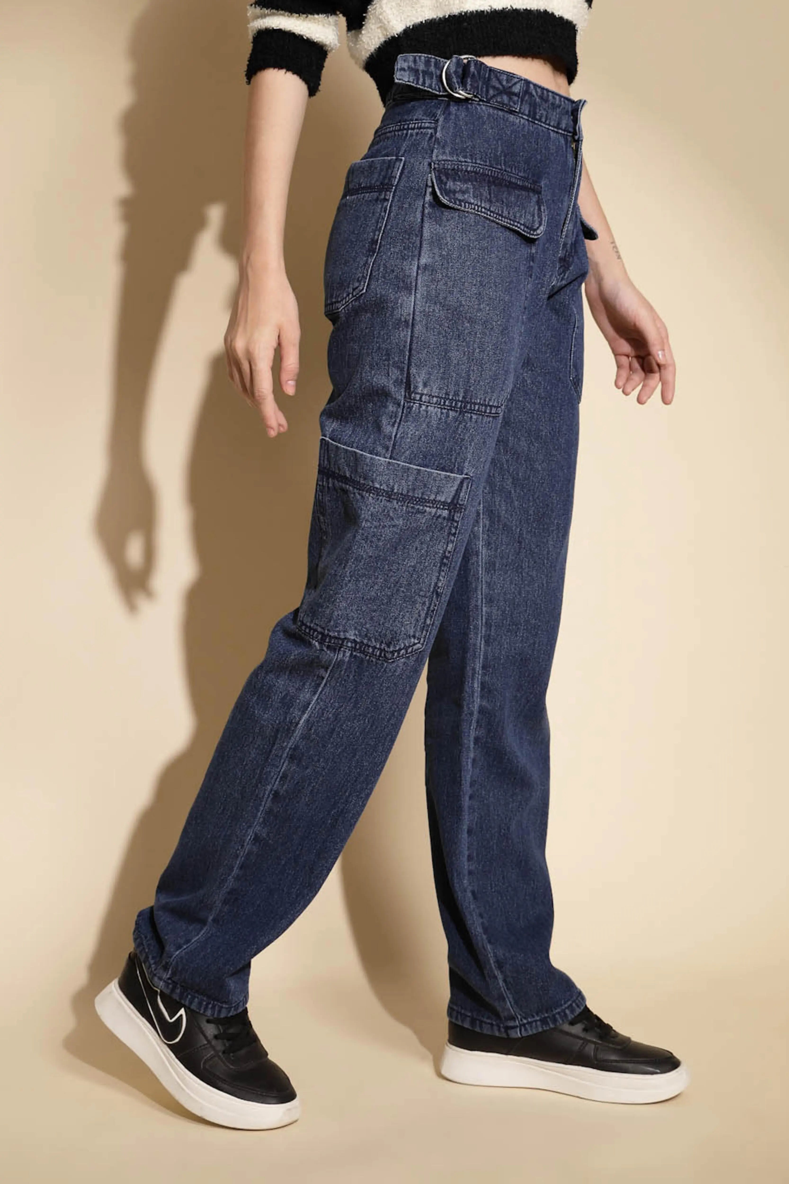 Blue Solid Relaxed fit High Rise jeans - Global Republic