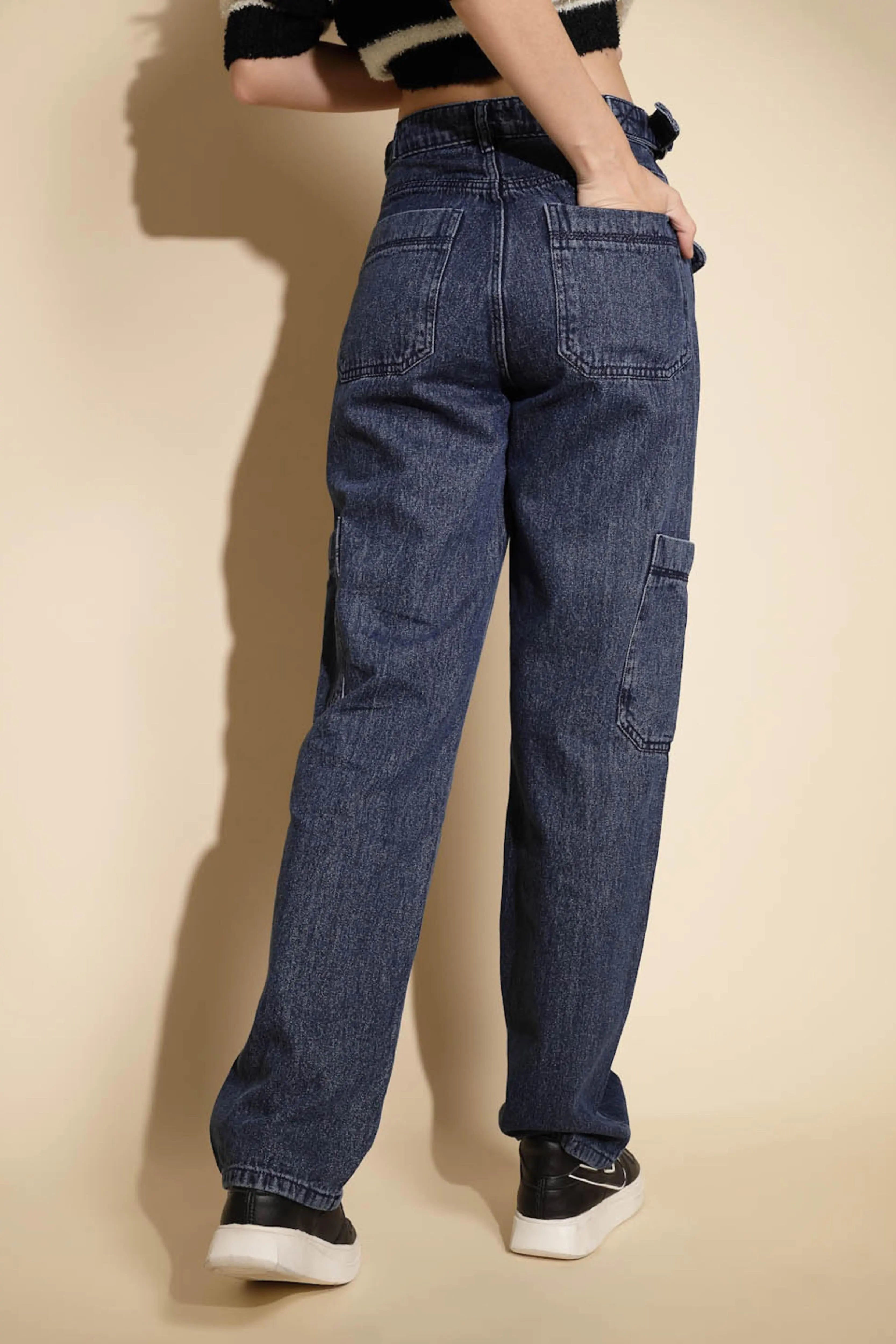 Blue Solid Relaxed fit High Rise jeans - Global Republic