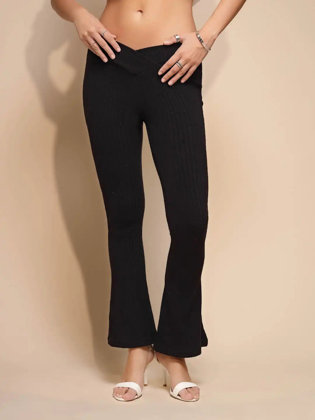 Black Solid Low Rise Polyester Legging