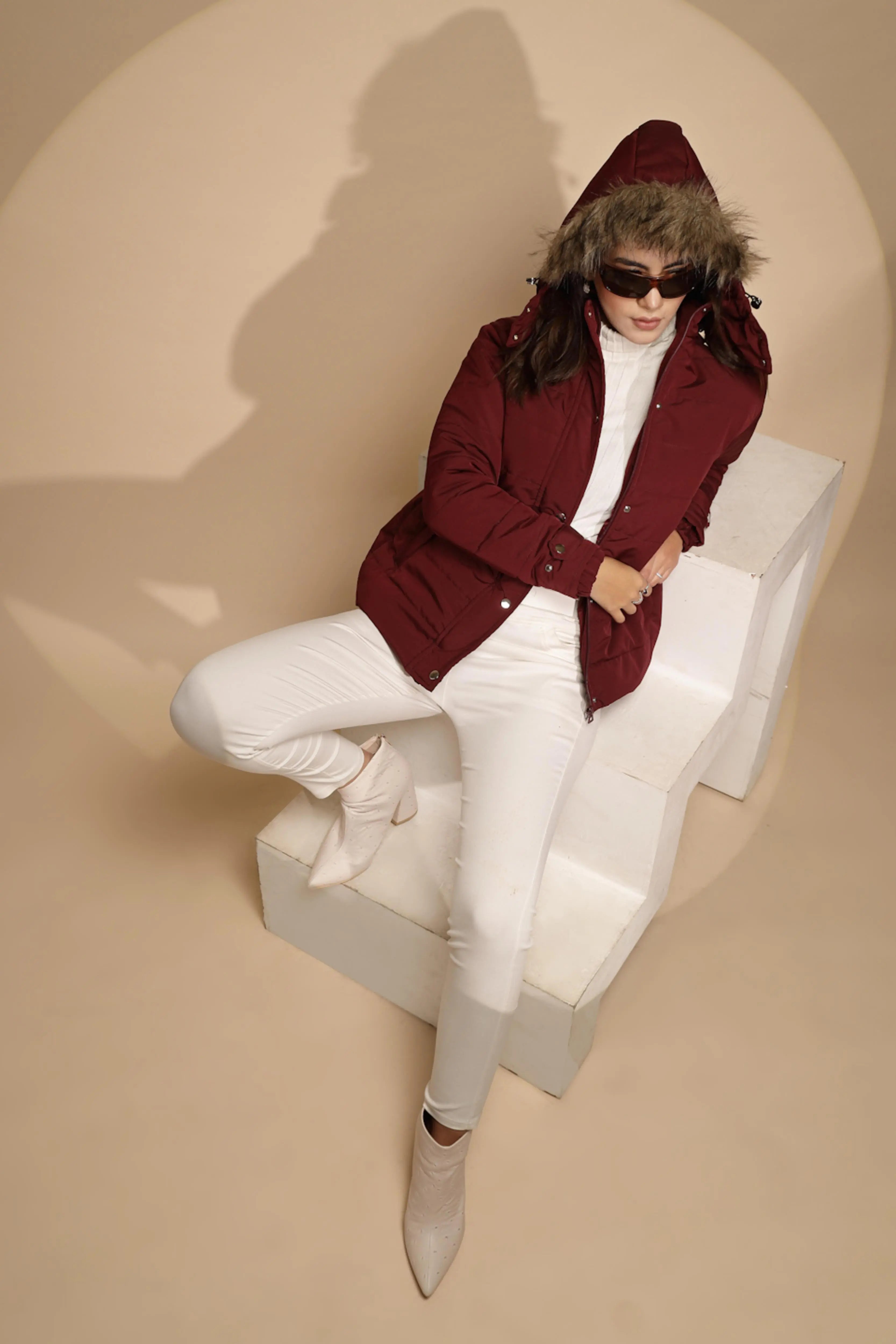 Maroon Solid Full Sleeve Regular fit Hooded Jacket - Global Republic