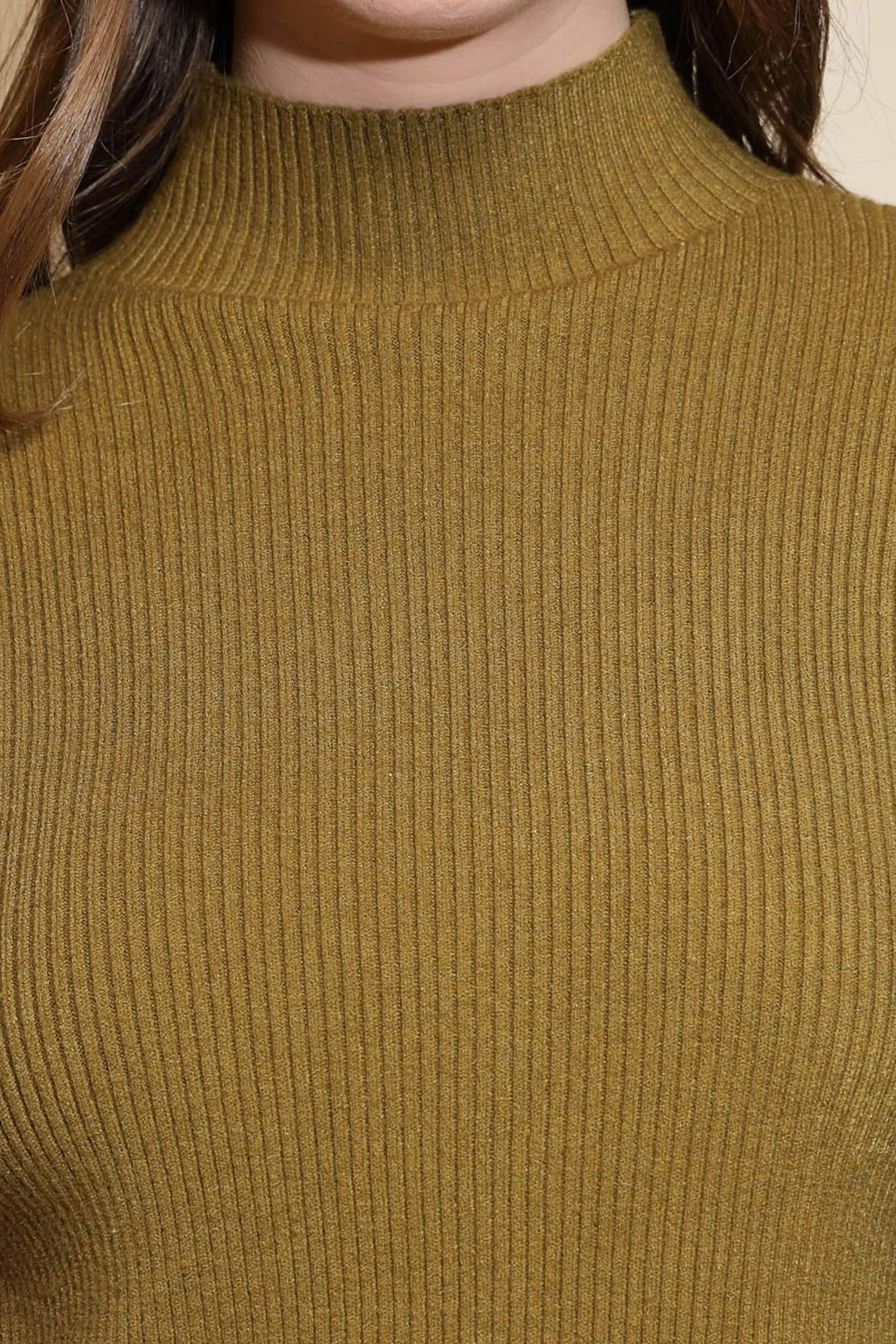 Olive Solid Woolen Fringed Pullover - Global Republic