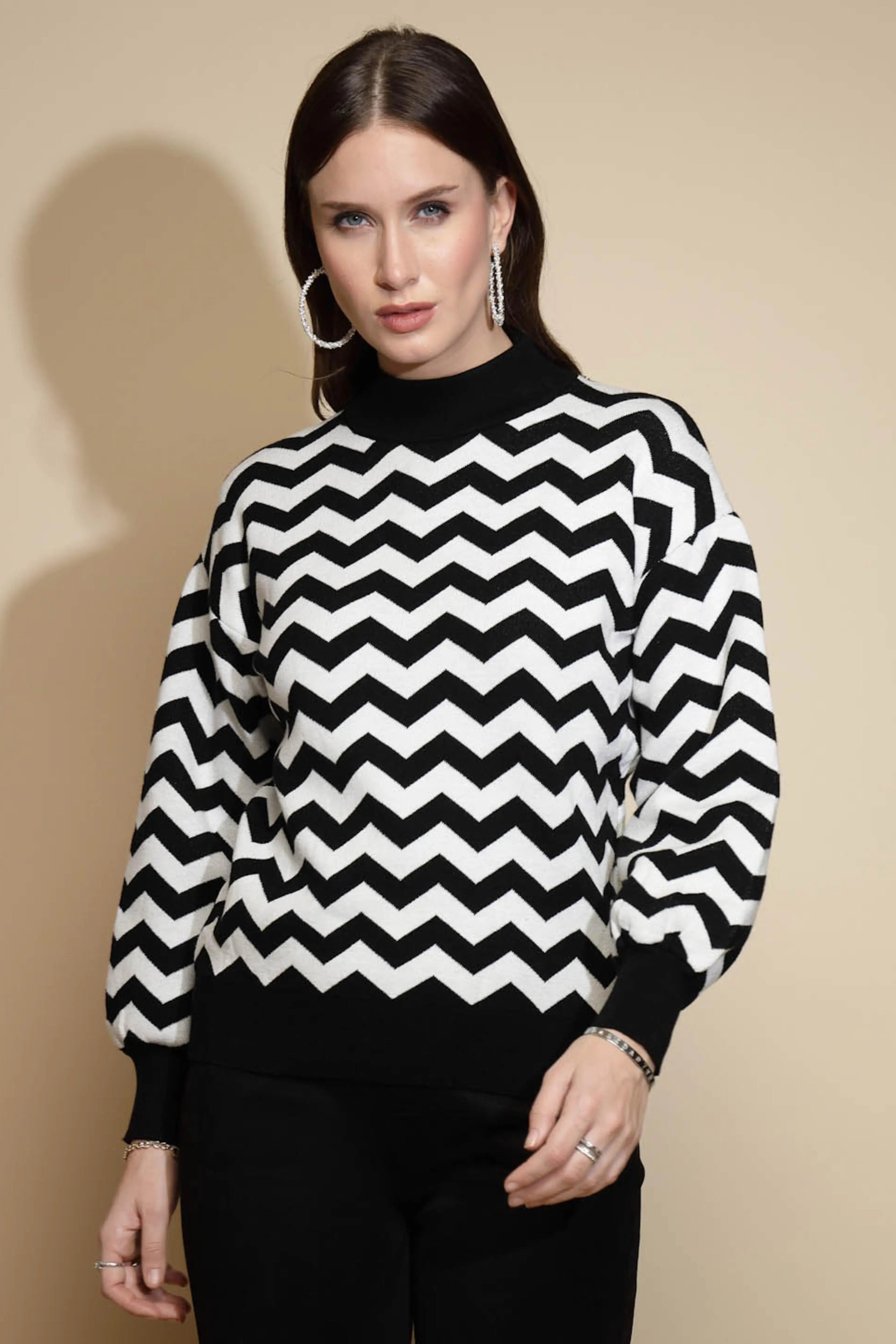Black Geometric print Full Sleeve Turtle Neck Acrylic Pullover Sweater - Global Republic