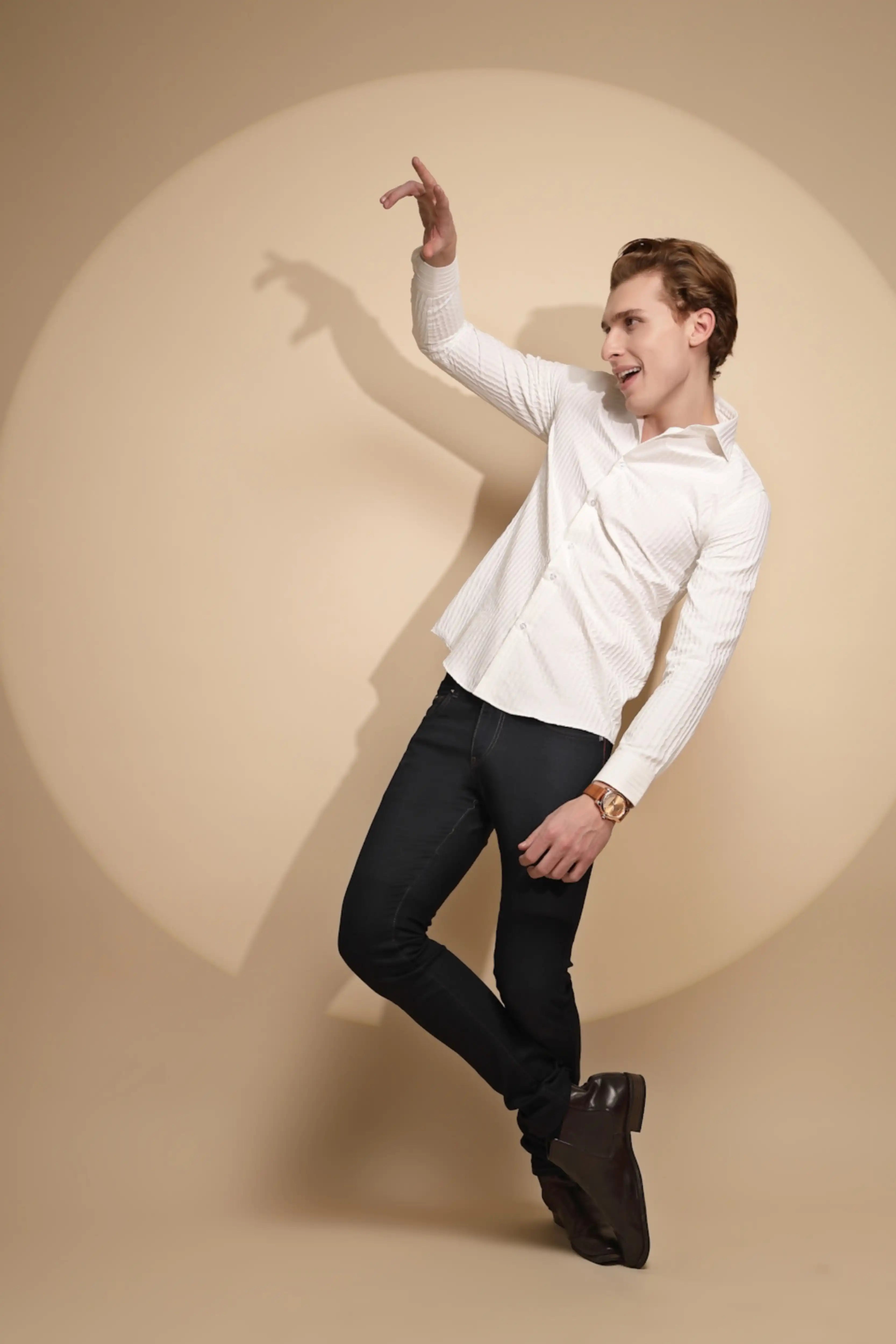 White Solid cotton Slim Fit Shirt