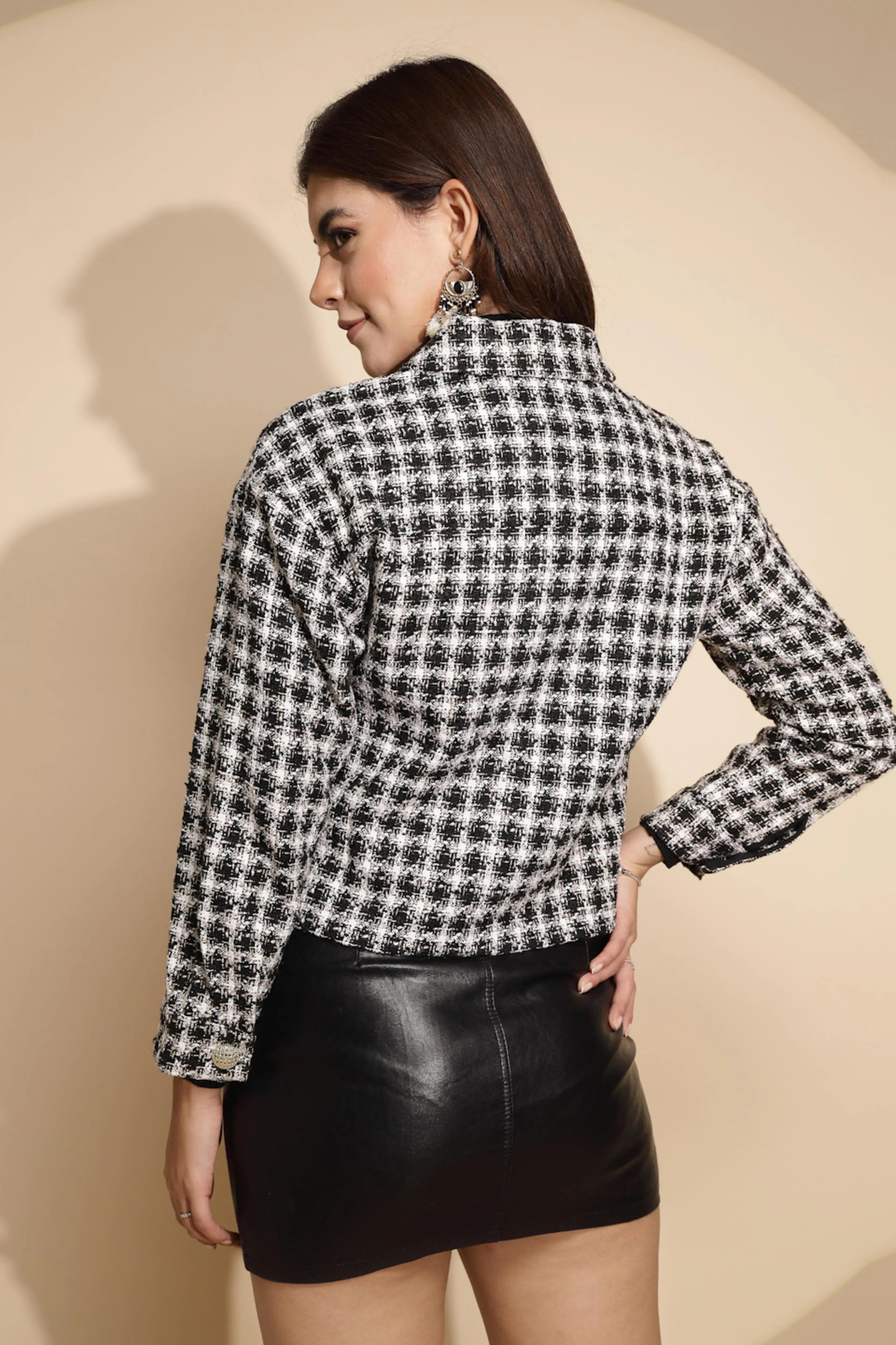 Black Geometric Print Collared Neck Full Sleeve cotton Coat - Global Republic