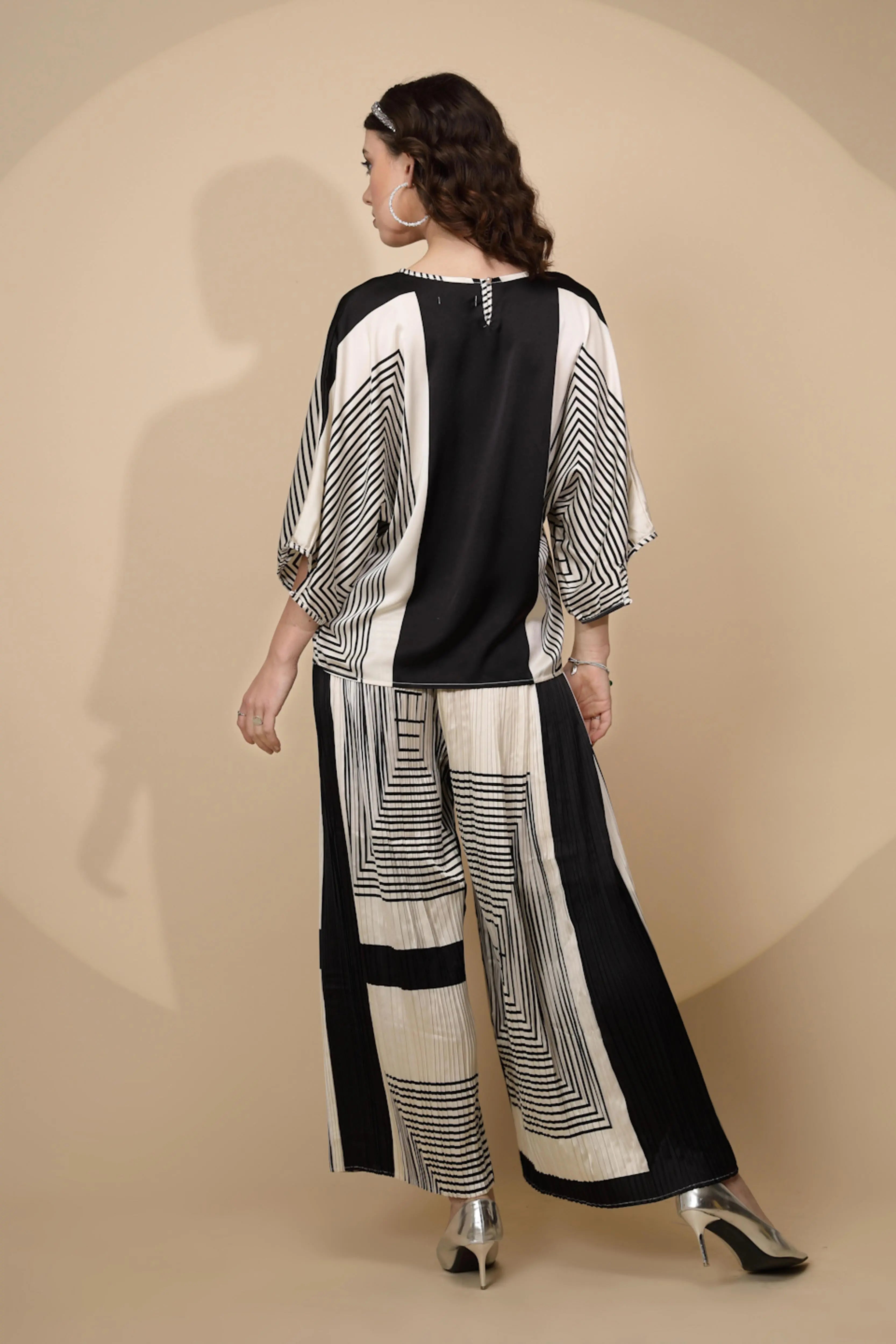 Black  Regular Fit Co-Ord Set For Women - Global Republic