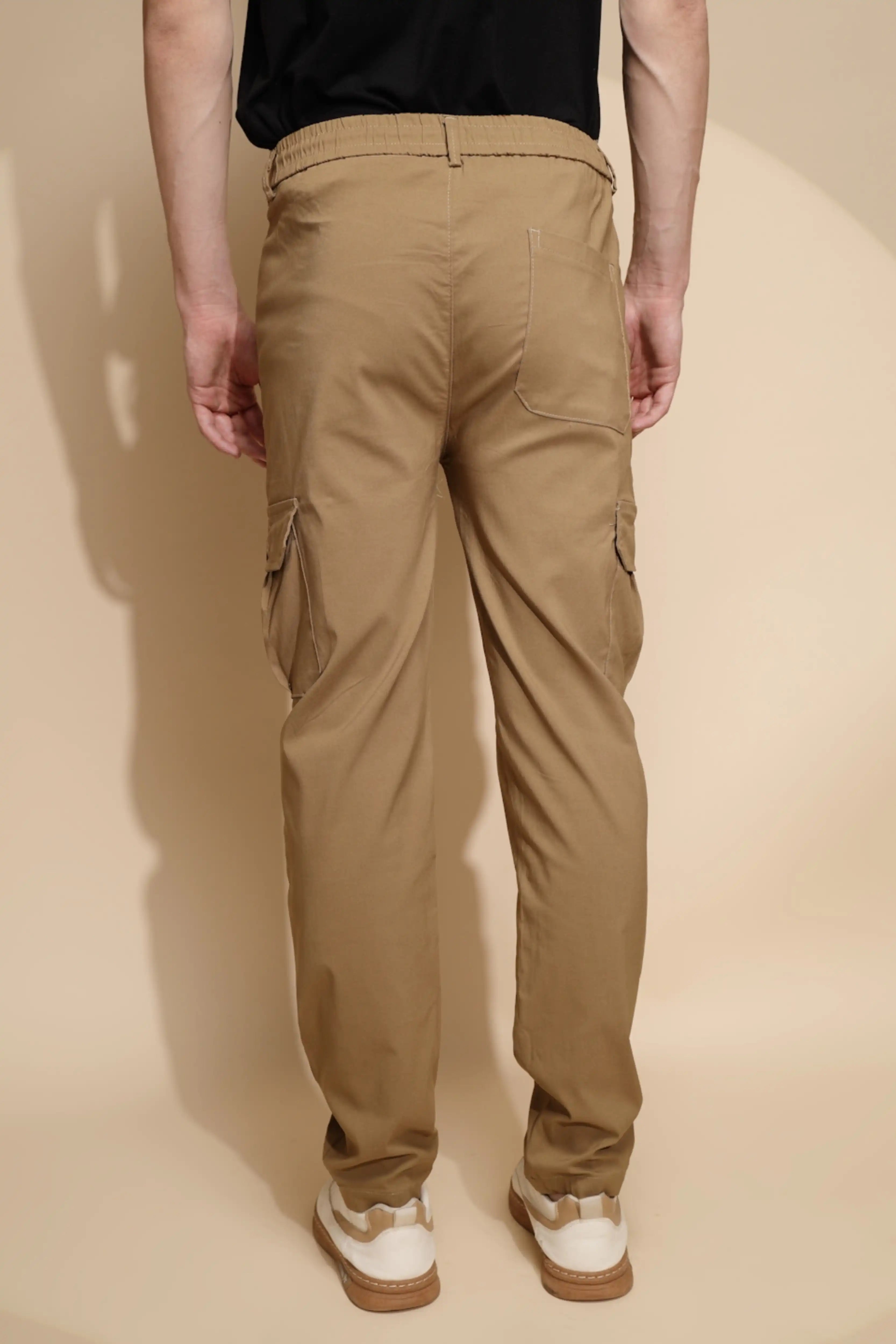 Men Brown Solid Mid Rise Cargo Pant