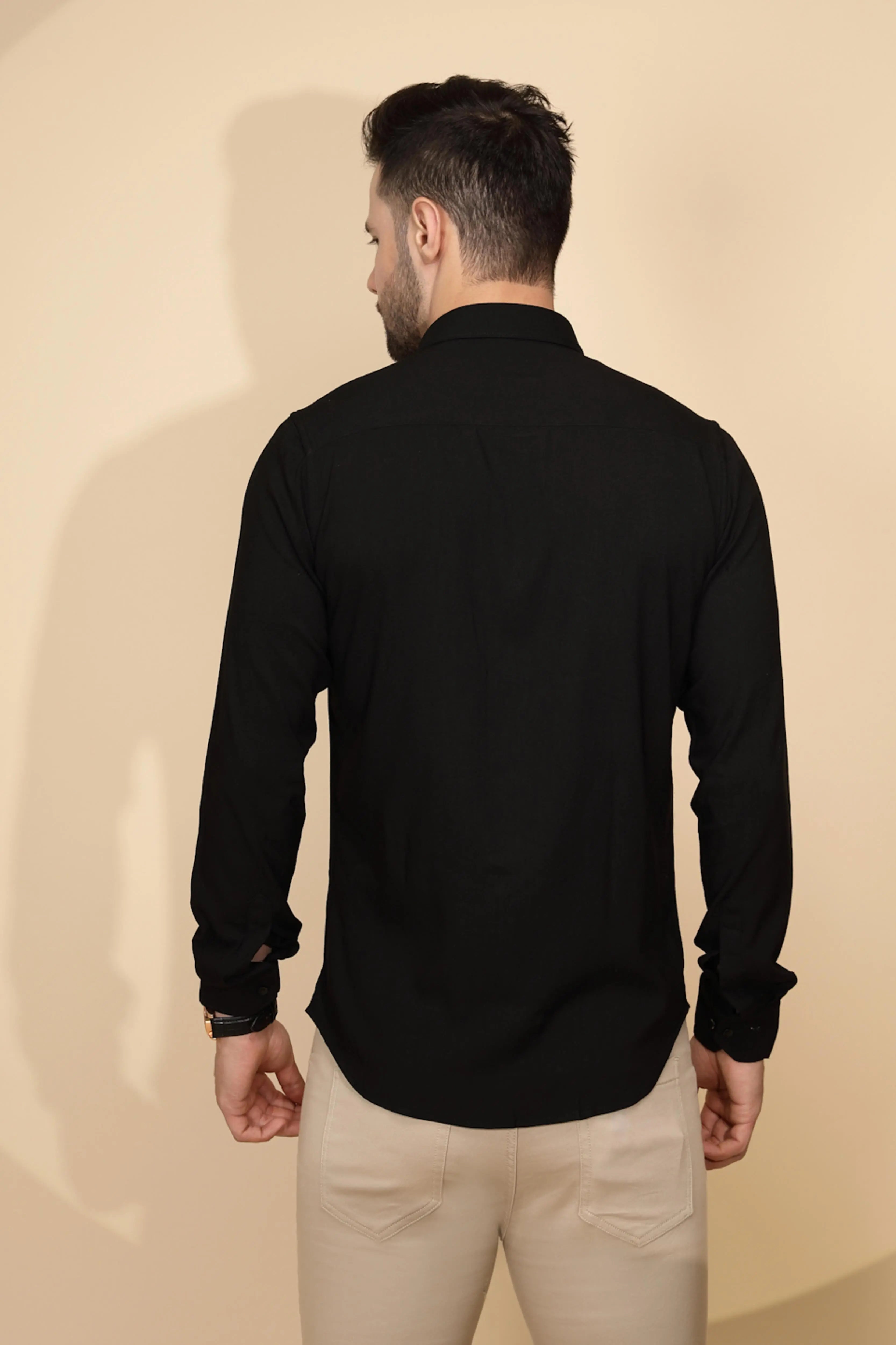 Black  Tailored Fit Shirt For Men - Global Republic