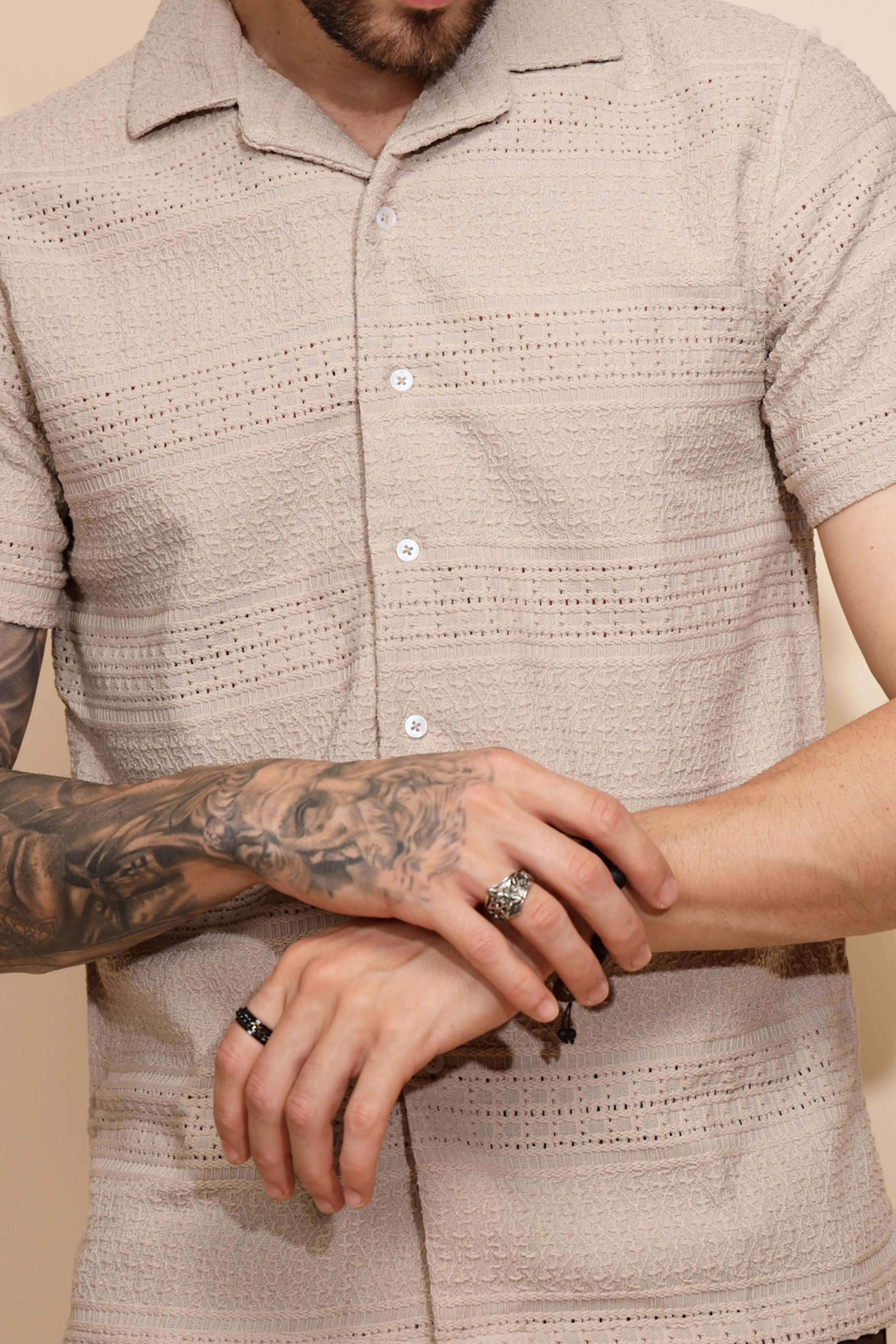 Beige  Regular Fit Shirt For Men - Global Republic