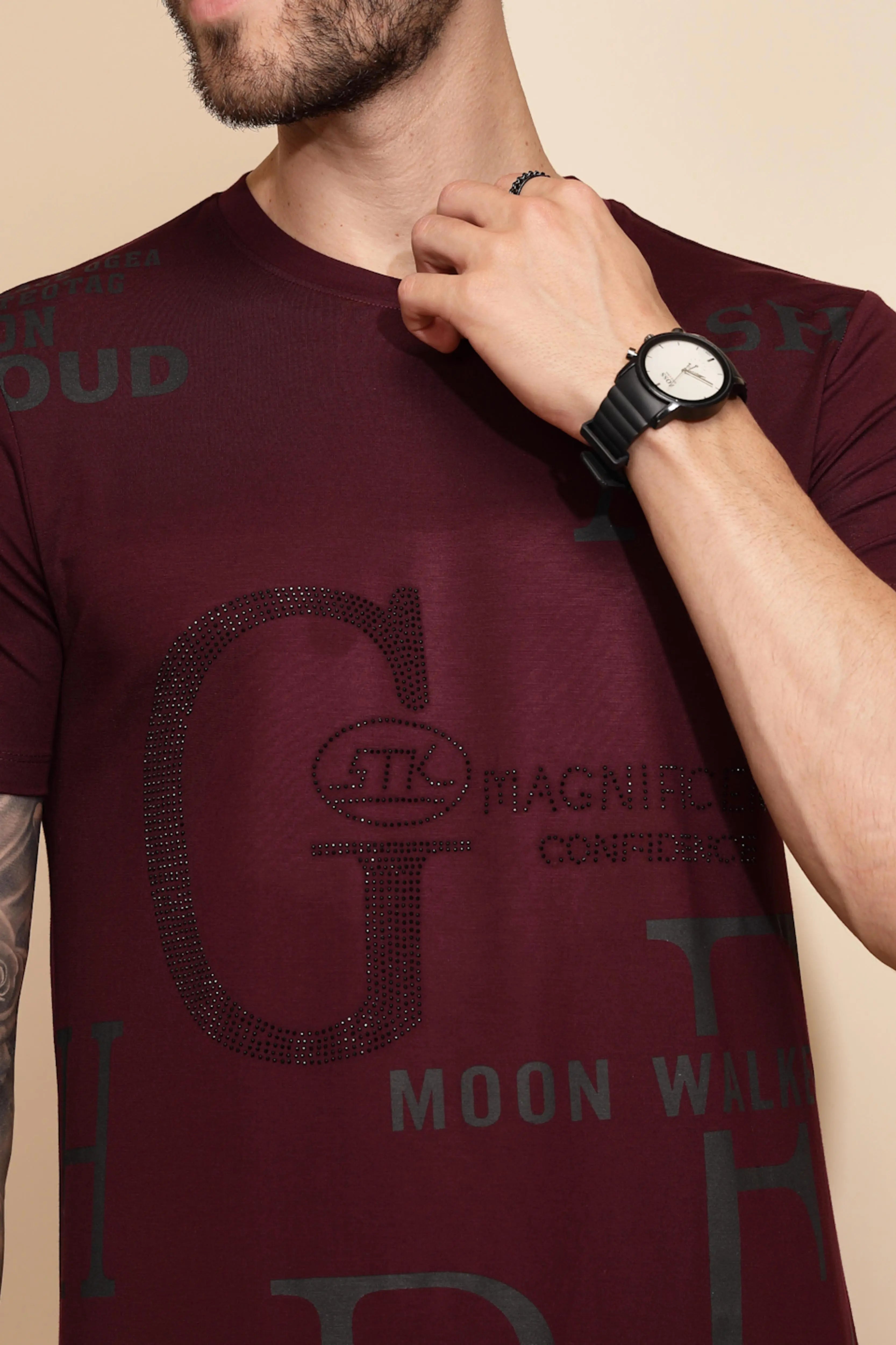 Maroon Viscose Blend  Regular Fit T-Shirt For Men - Global Republic